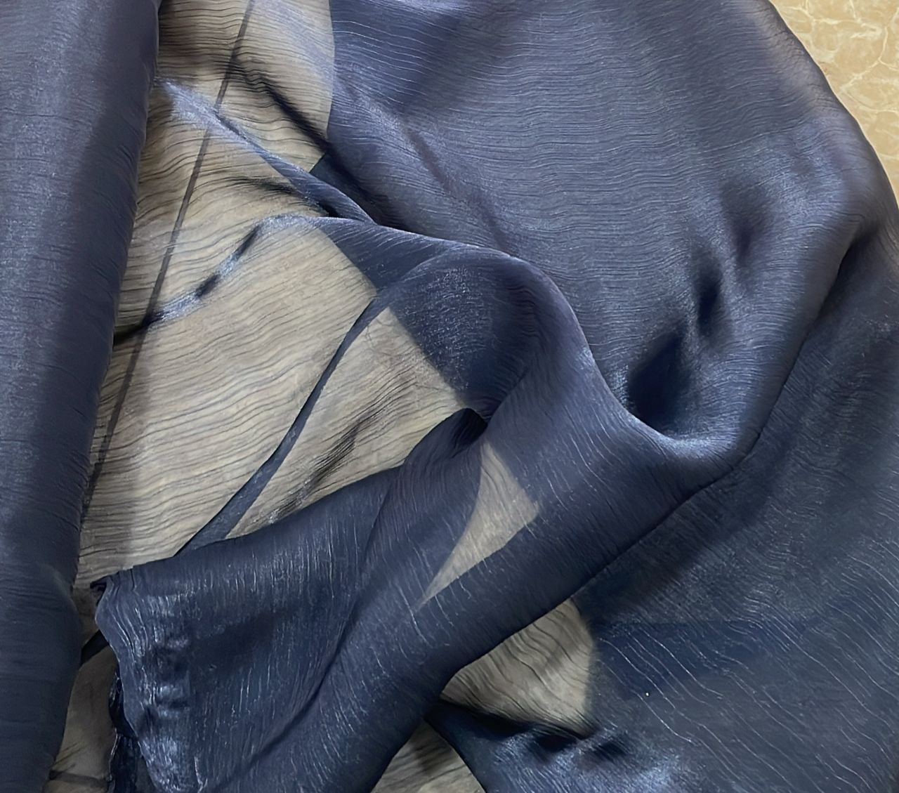 Crinkle crepe organza
