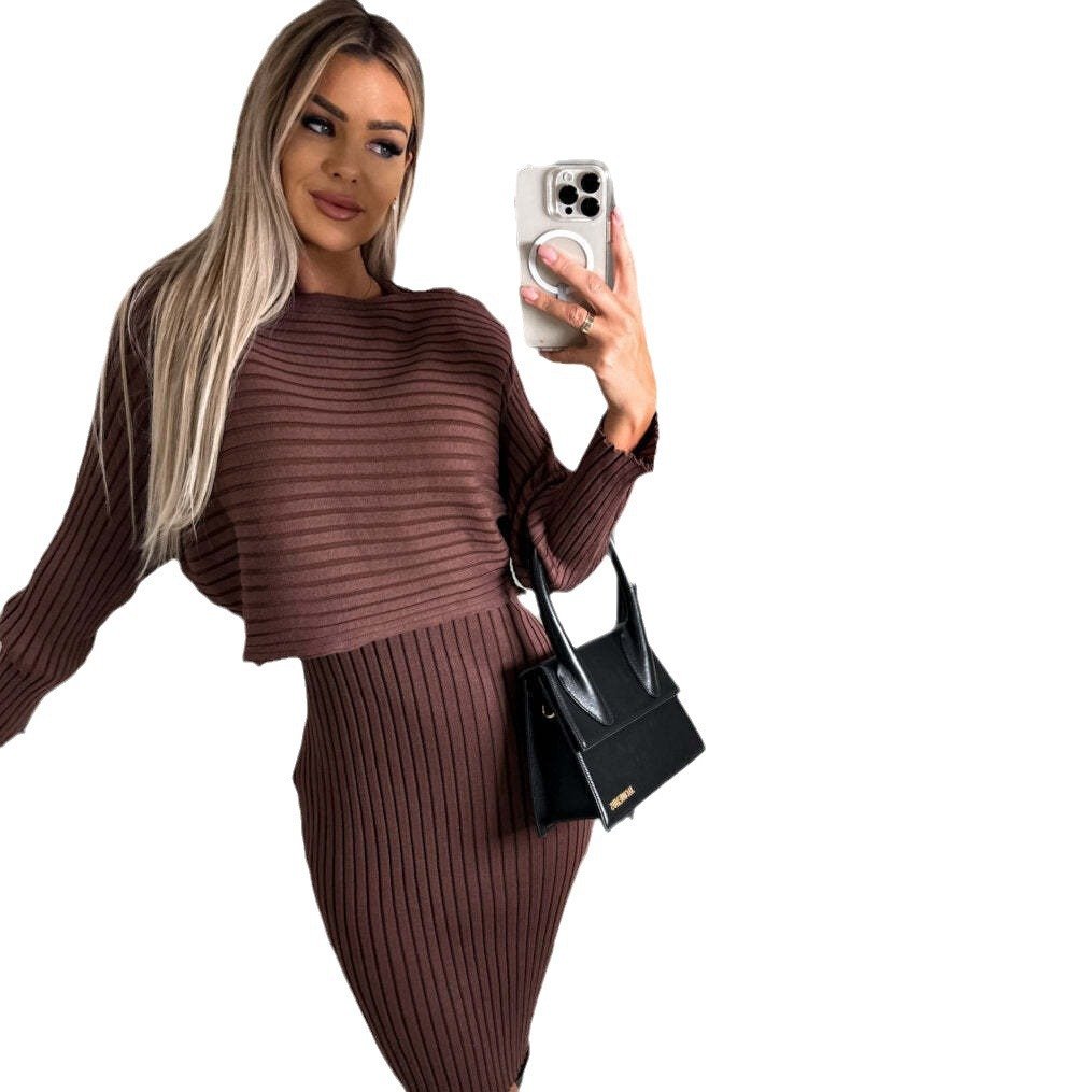 ??Knitted Sweater and Cami Dress Set 