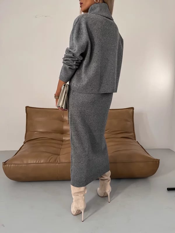 ??Midi Dress and Turtle Neck Sweater Set 