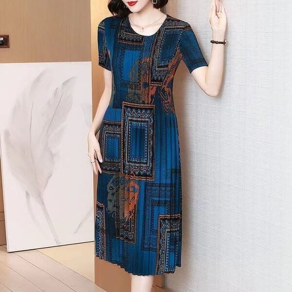 ???? Fashion pleated dress 