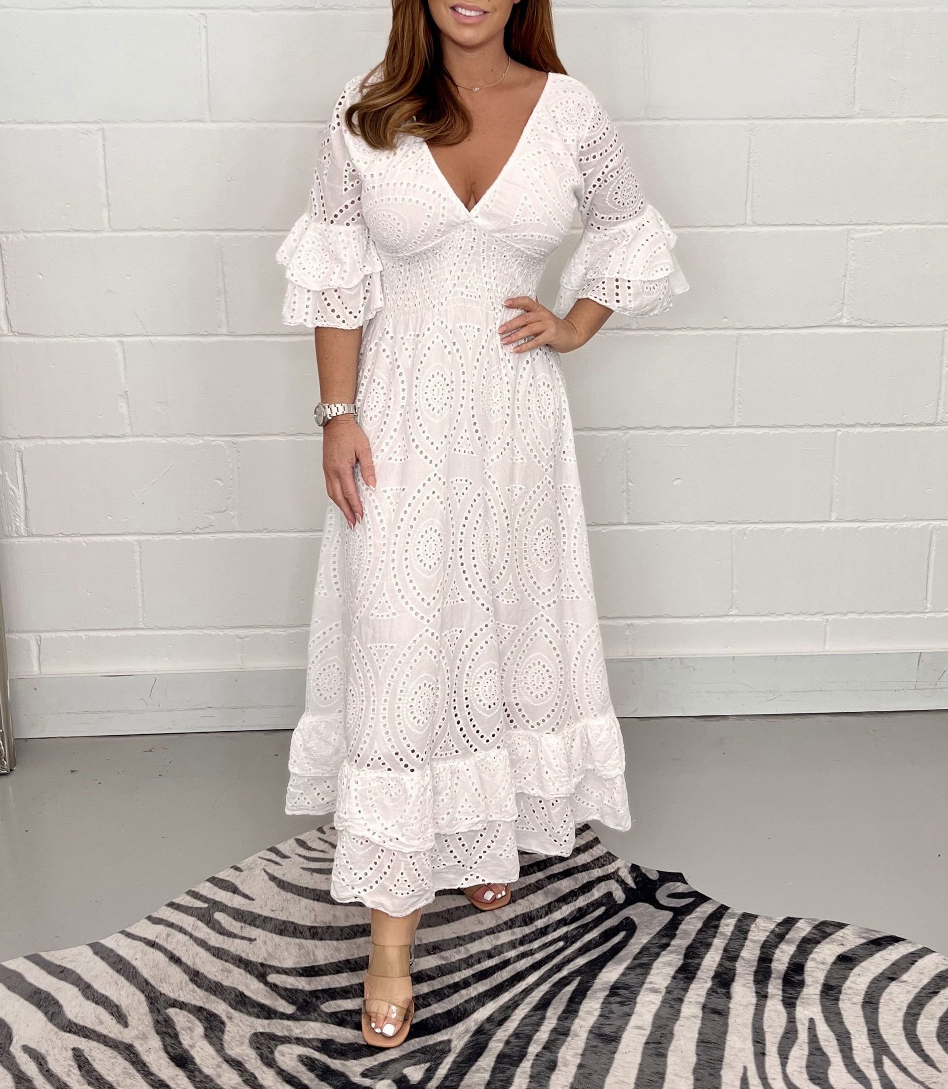 ??HOT SALE - 49% OFF??Embroidery Anglaise Frill Sleeve Midi Dress 