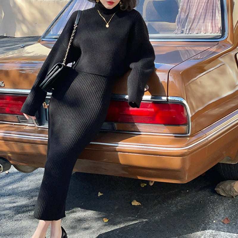??Midi Dress and Turtle Neck Sweater Set 