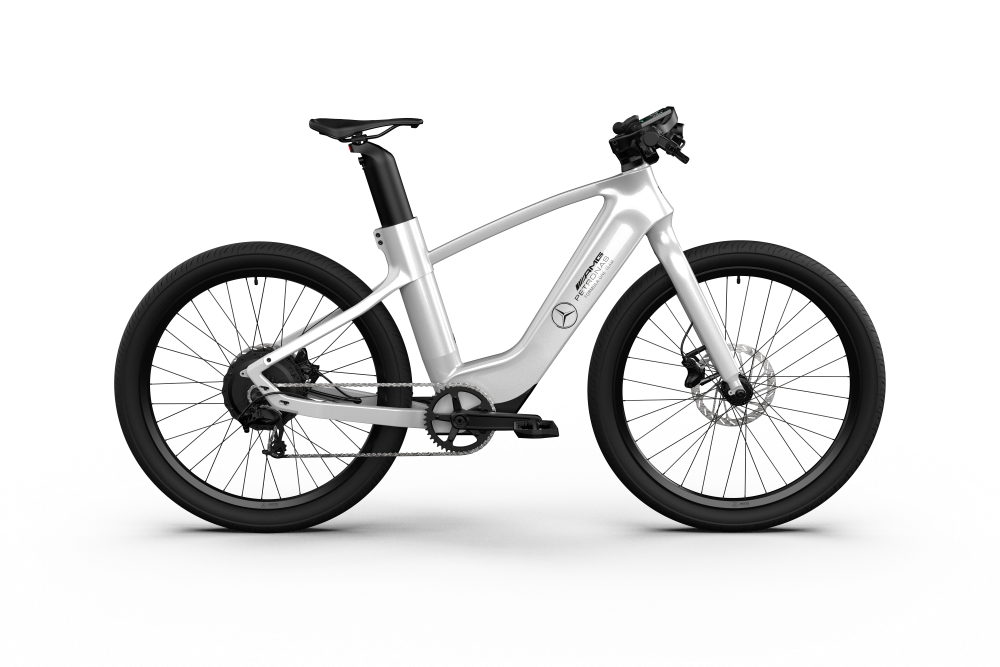🔥Limited to 100 units, the Mercedes-AMG PETRONAS F1® electric bike