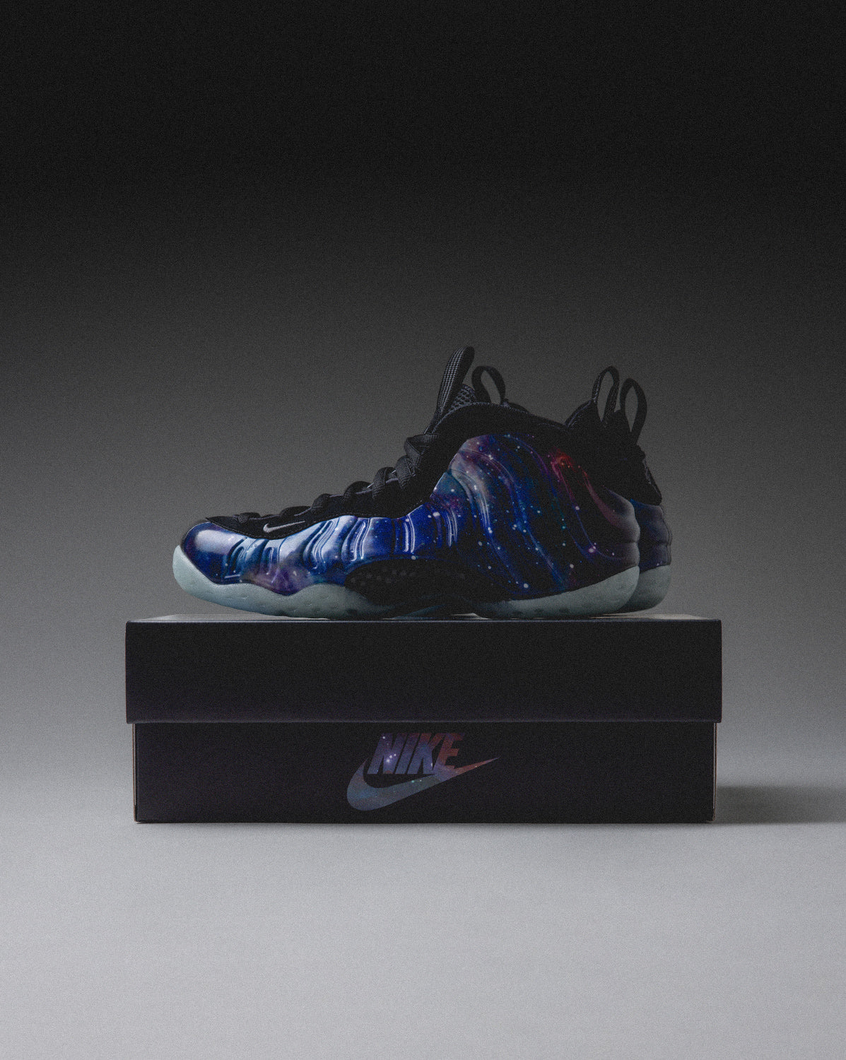 (Buy 1 pair and get 2 pairs free, get 3 pairs of shoes for the price of 1 pair)Nike Air Foamposite One QS *Galaxy*