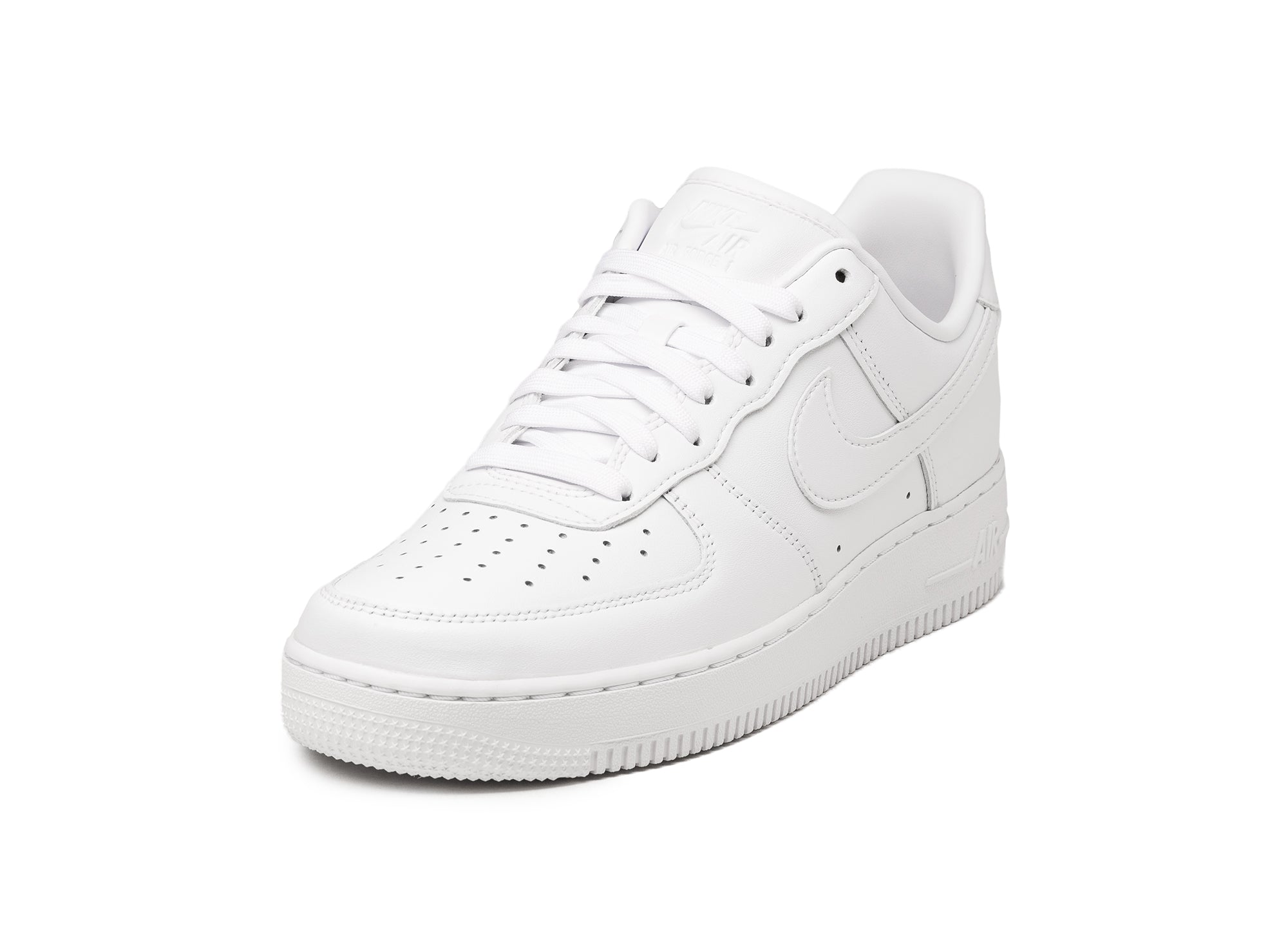 (Buy 1 pair and get 2 pairs free, get 3 pairs of shoes for the price of 1 pair)Nike Air Force 1 '07 *Fresh*