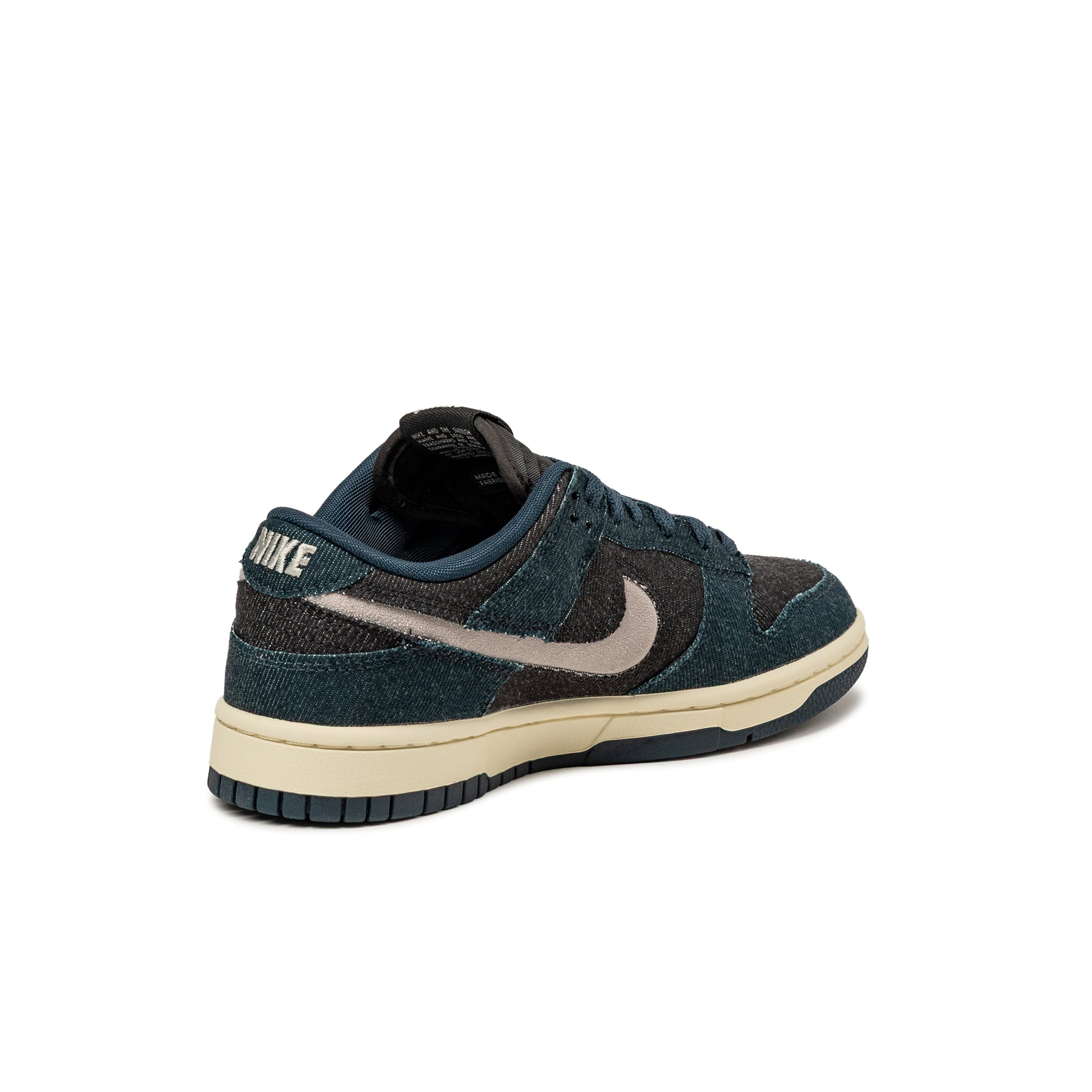 (Buy 1 pair and get 2 pairs free, get 3 pairs of shoes for the price of 1 pair)Nike Wmns Dunk Low *Denim*