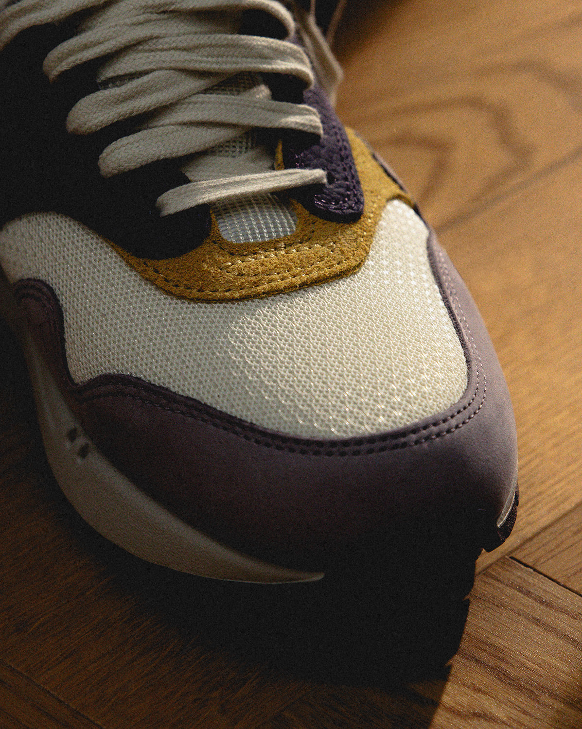 (Buy 1 pair and get 2 pairs free, get 3 pairs of shoes for the price of 1 pair)Nike Wmns Air Max 1 '87 *Hydrangeas*