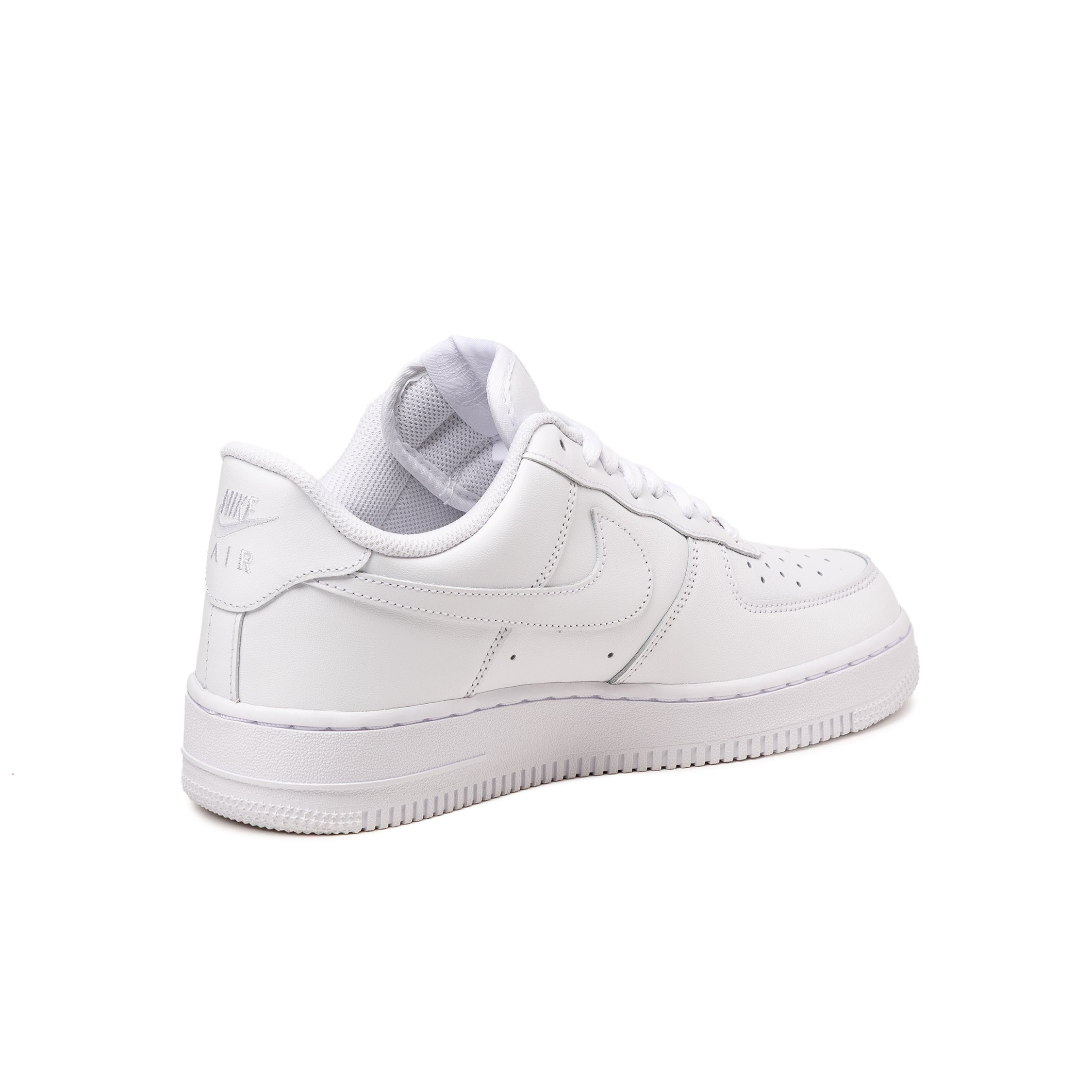 (Buy 1 pair and get 2 pairs free, get 3 pairs of shoes for the price of 1 pair)Nike Air Force 1 '07