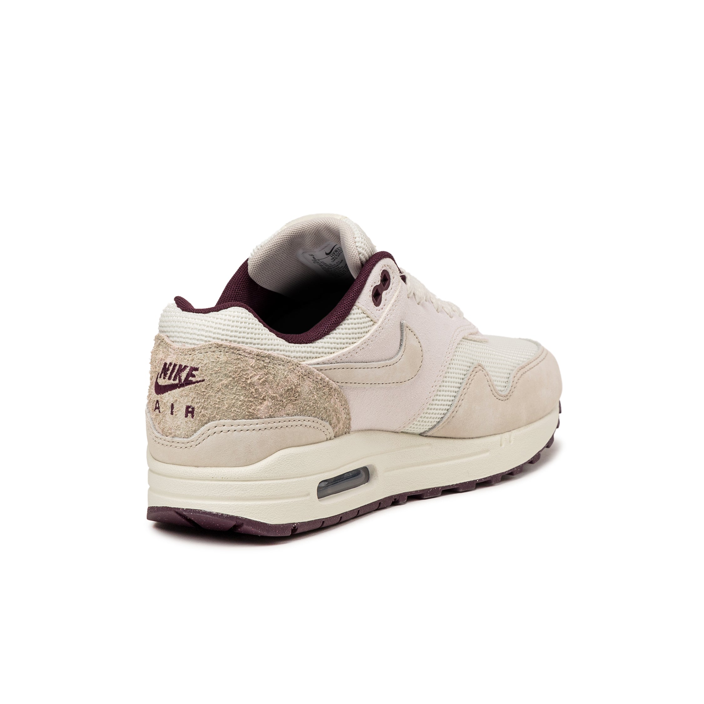 (Buy 1 pair and get 2 pairs free, get 3 pairs of shoes for the price of 1 pair)Nike Air Max 1 PRM *Burgundy Crush*