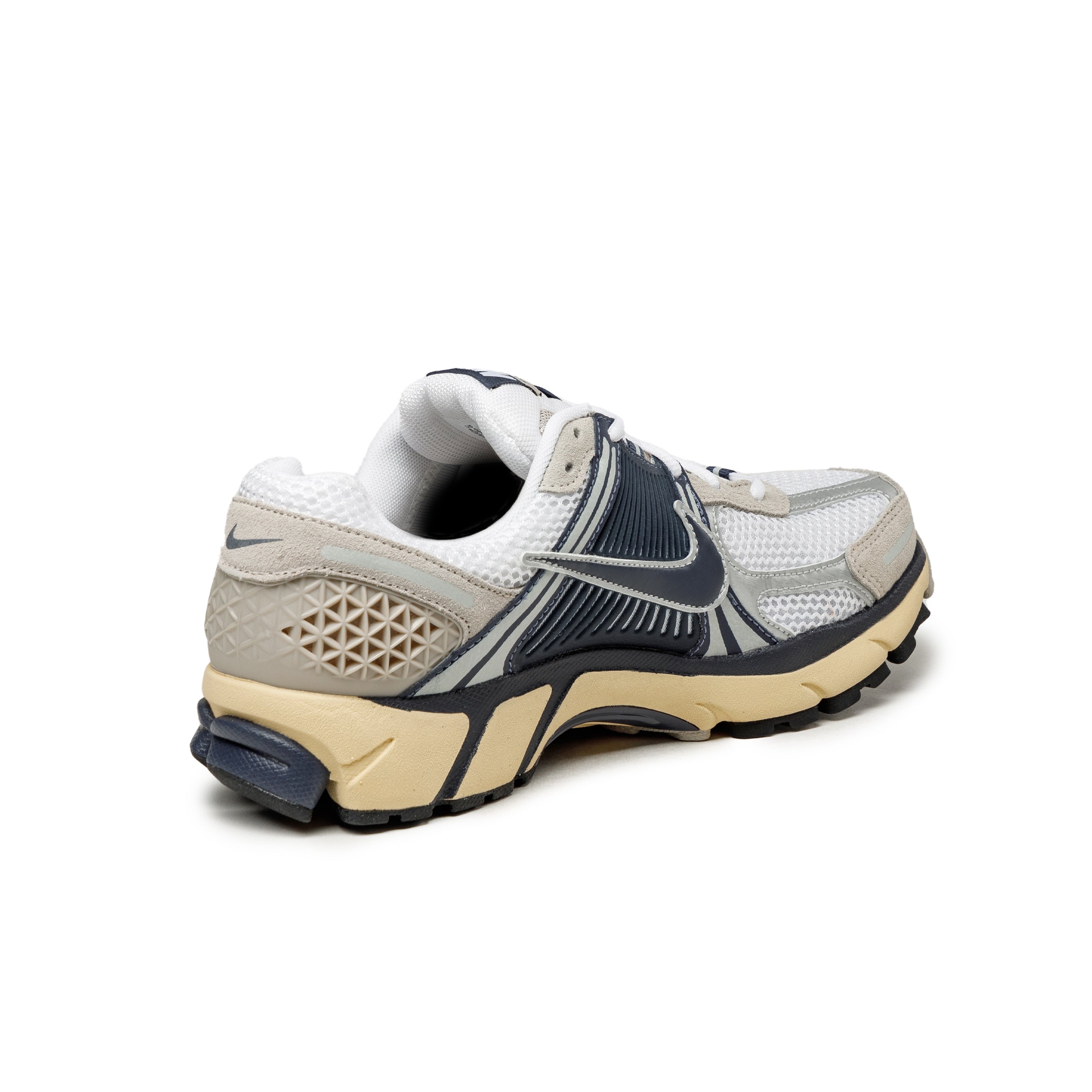 (Buy 1 pair and get 2 pairs free, get 3 pairs of shoes for the price of 1 pair)Nike Zoom Vomero 5 *Since 72*