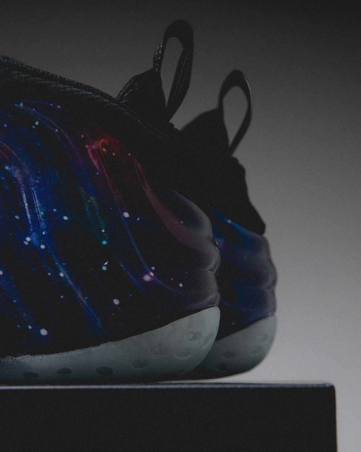 (Buy 1 pair and get 2 pairs free, get 3 pairs of shoes for the price of 1 pair)Nike Air Foamposite One QS *Galaxy*