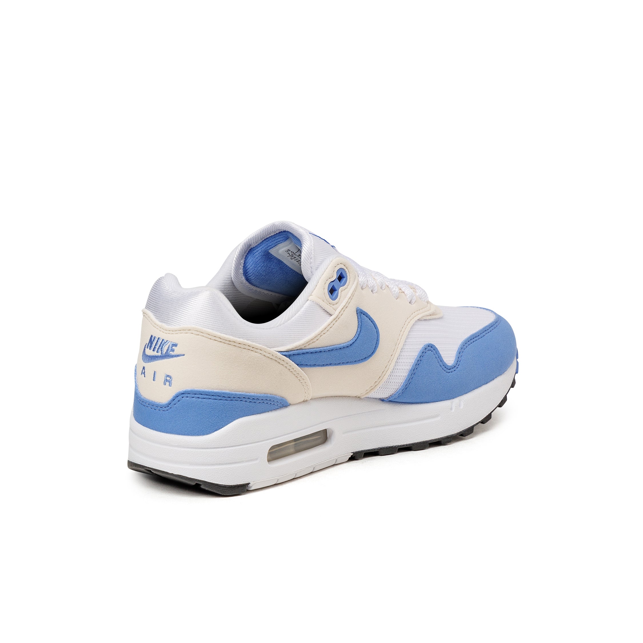 (Buy 1 pair and get 2 pairs free, get 3 pairs of shoes for the price of 1 pair)Nike Wmns Air Max 1