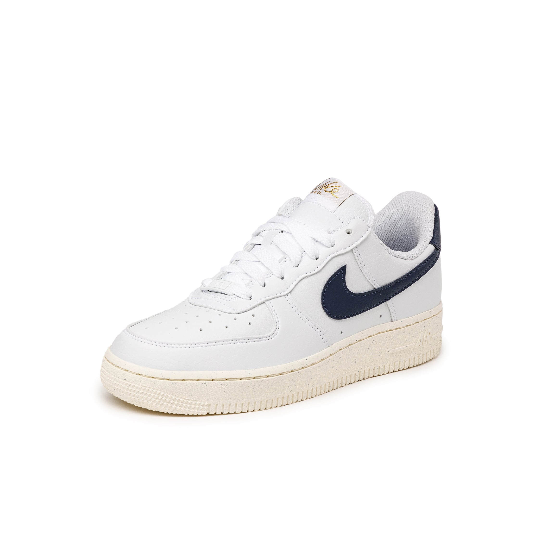 (Buy 1 pair and get 2 pairs free, get 3 pairs of shoes for the price of 1 pair)Nike Wmns Air Force 1 '07 *Next Nature*