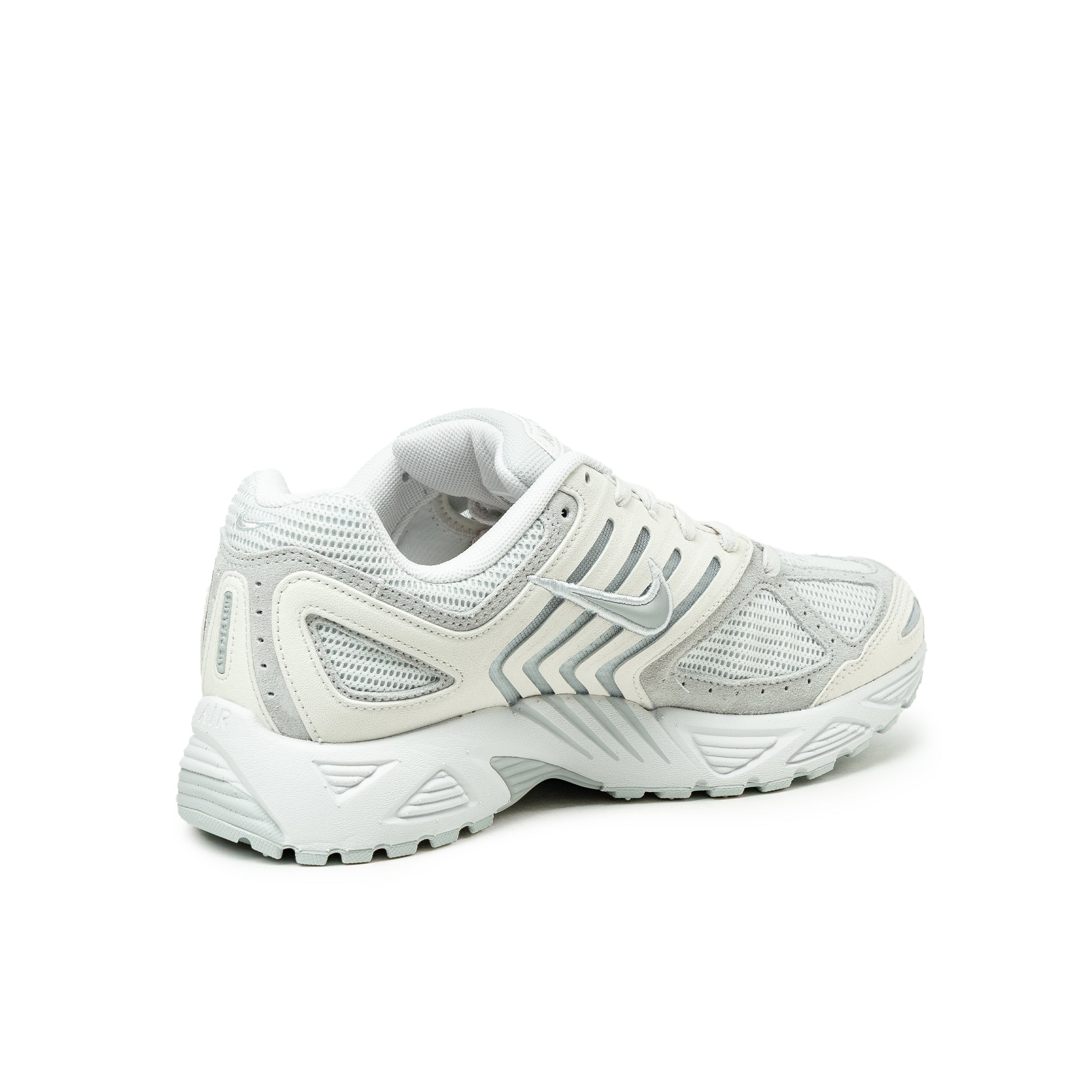 (Buy 1 pair and get 2 pairs free, get 3 pairs of shoes for the price of 1 pair)Nike Air Pegasus 2005 SE
