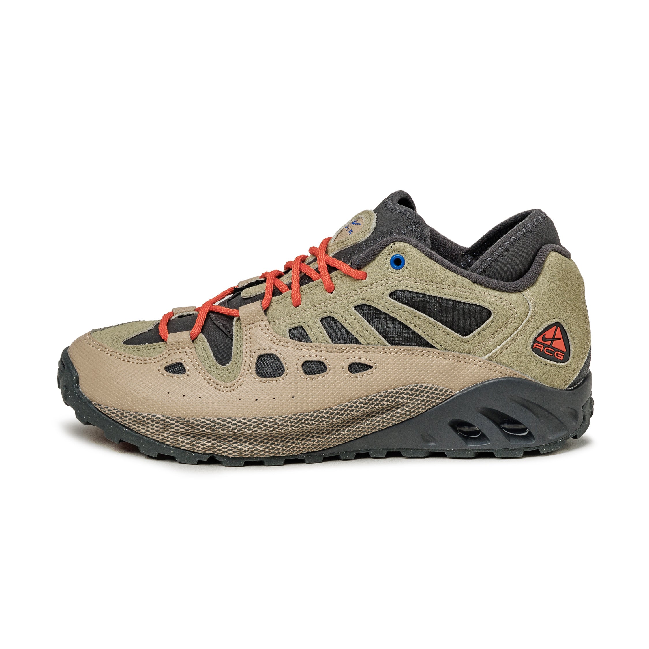 (Buy 1 pair and get 2 pairs free, get 3 pairs of shoes for the price of 1 pair)Nike ACG Air Exploraid