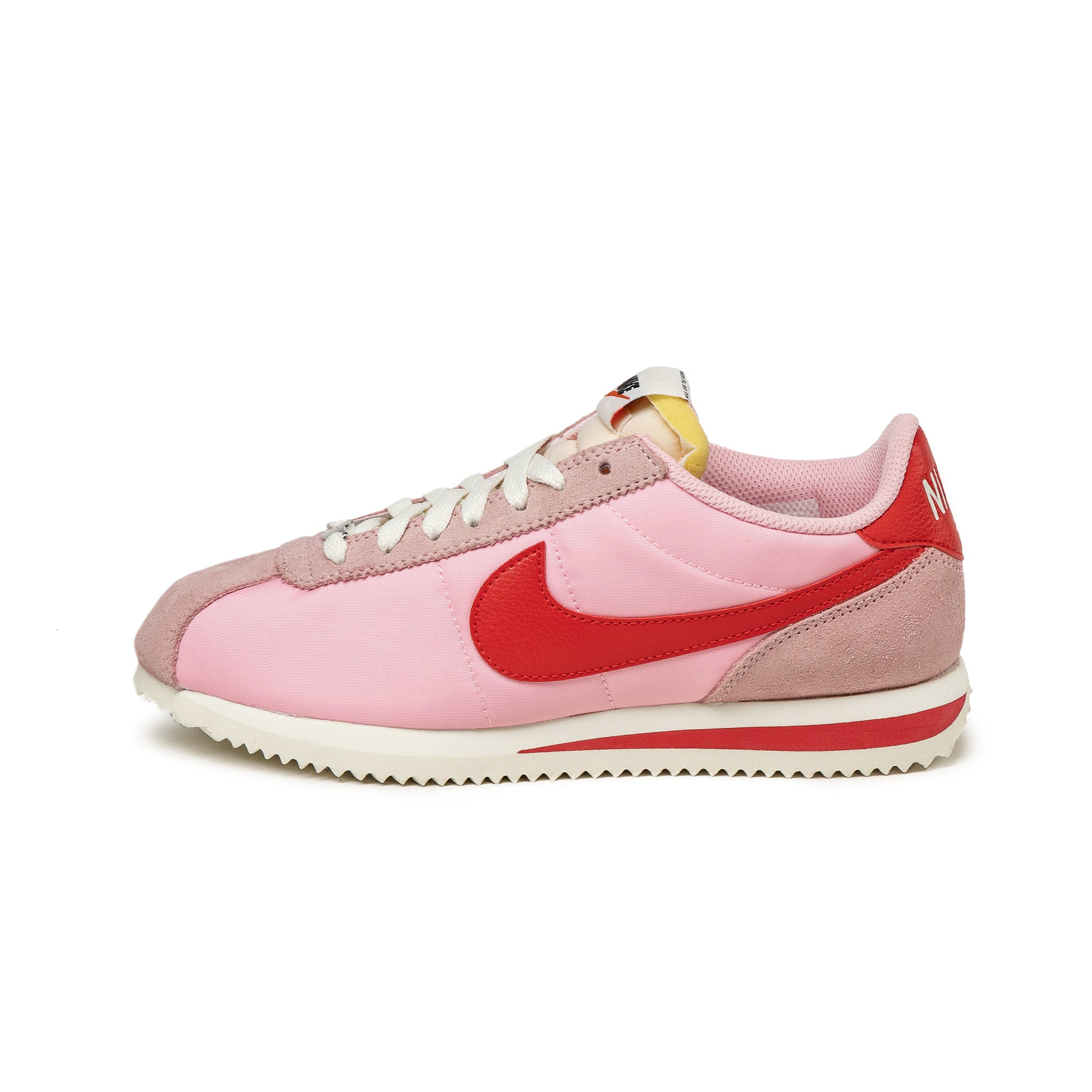 (Buy 1 pair and get 2 pairs free, get 3 pairs of shoes for the price of 1 pair)Nike Wmns Cortez TXT