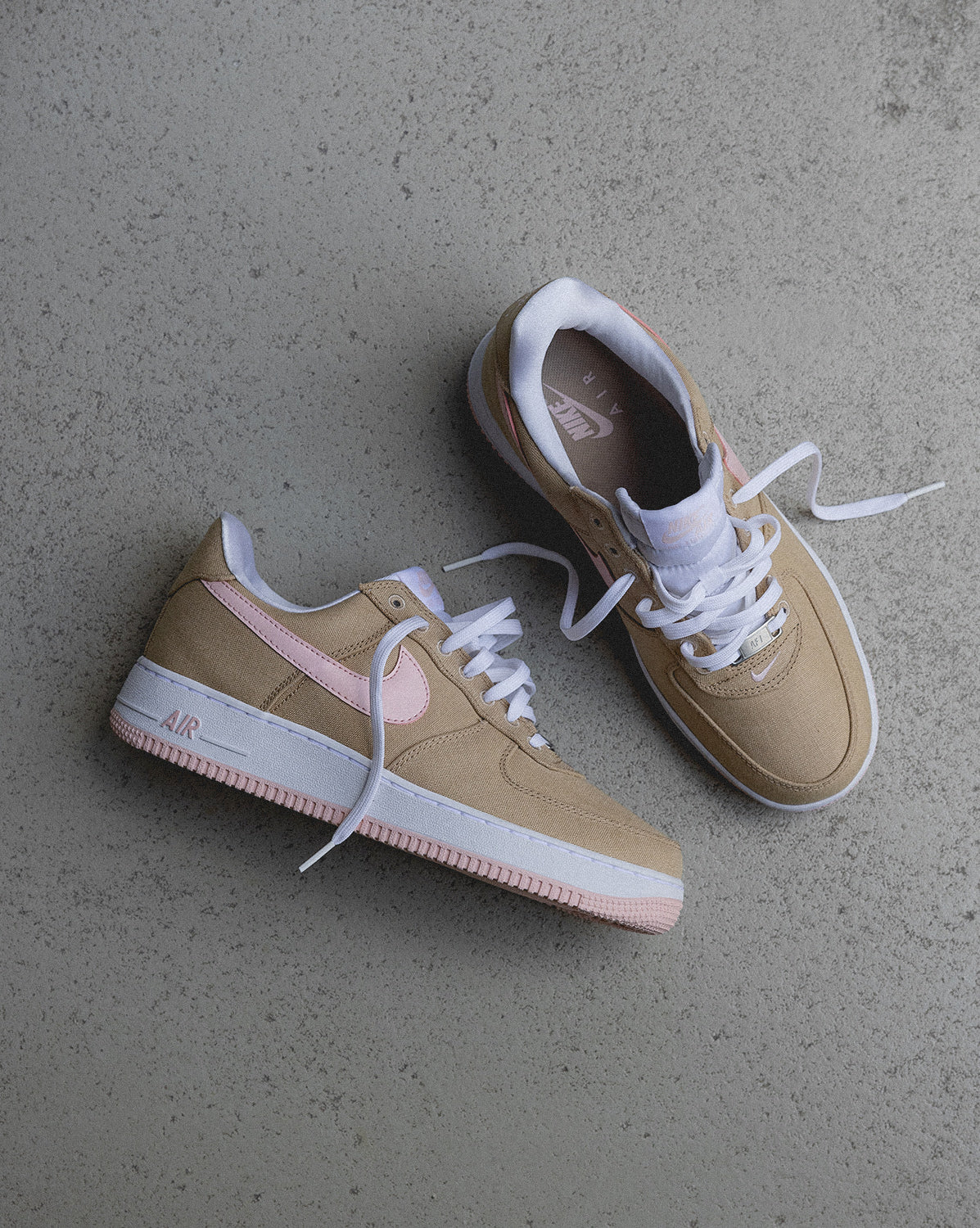 (Buy 1 pair and get 2 pairs free, get 3 pairs of shoes for the price of 1 pair)Nike Air Force 1 Low Retro *Linen*