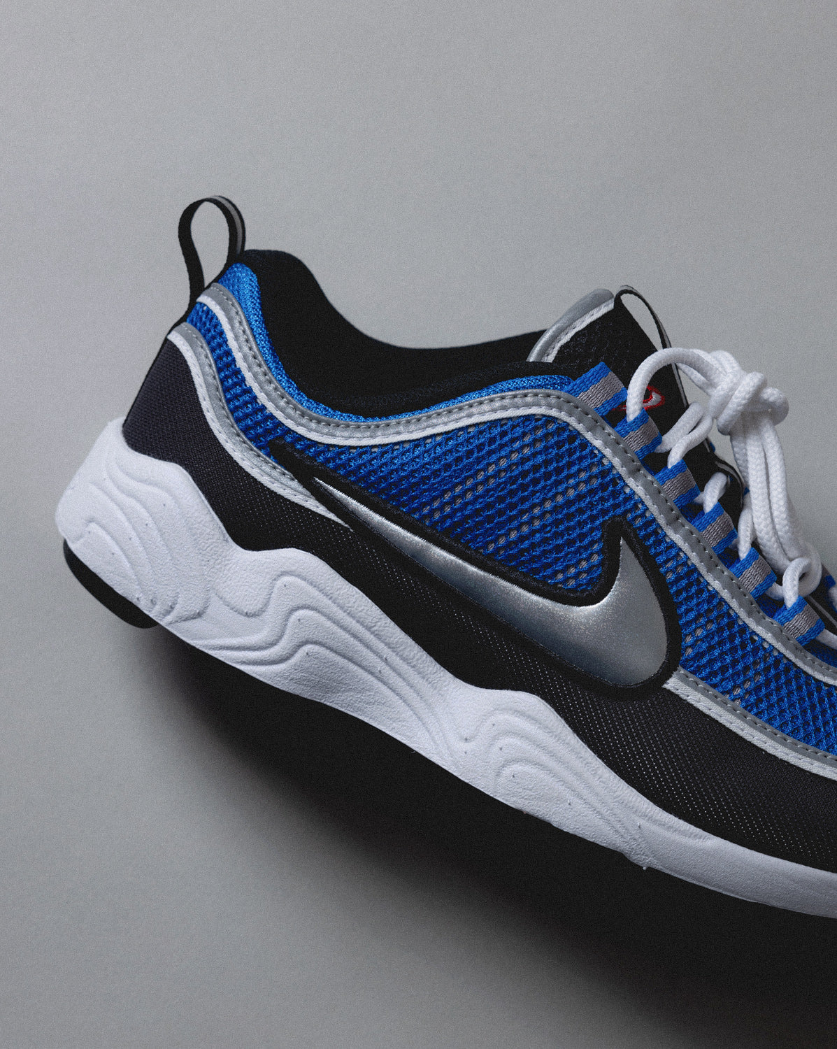 (Buy 1 pair and get 2 pairs free, get 3 pairs of shoes for the price of 1 pair)Nike Air Zoom Spiridon SP *Signal Blue*