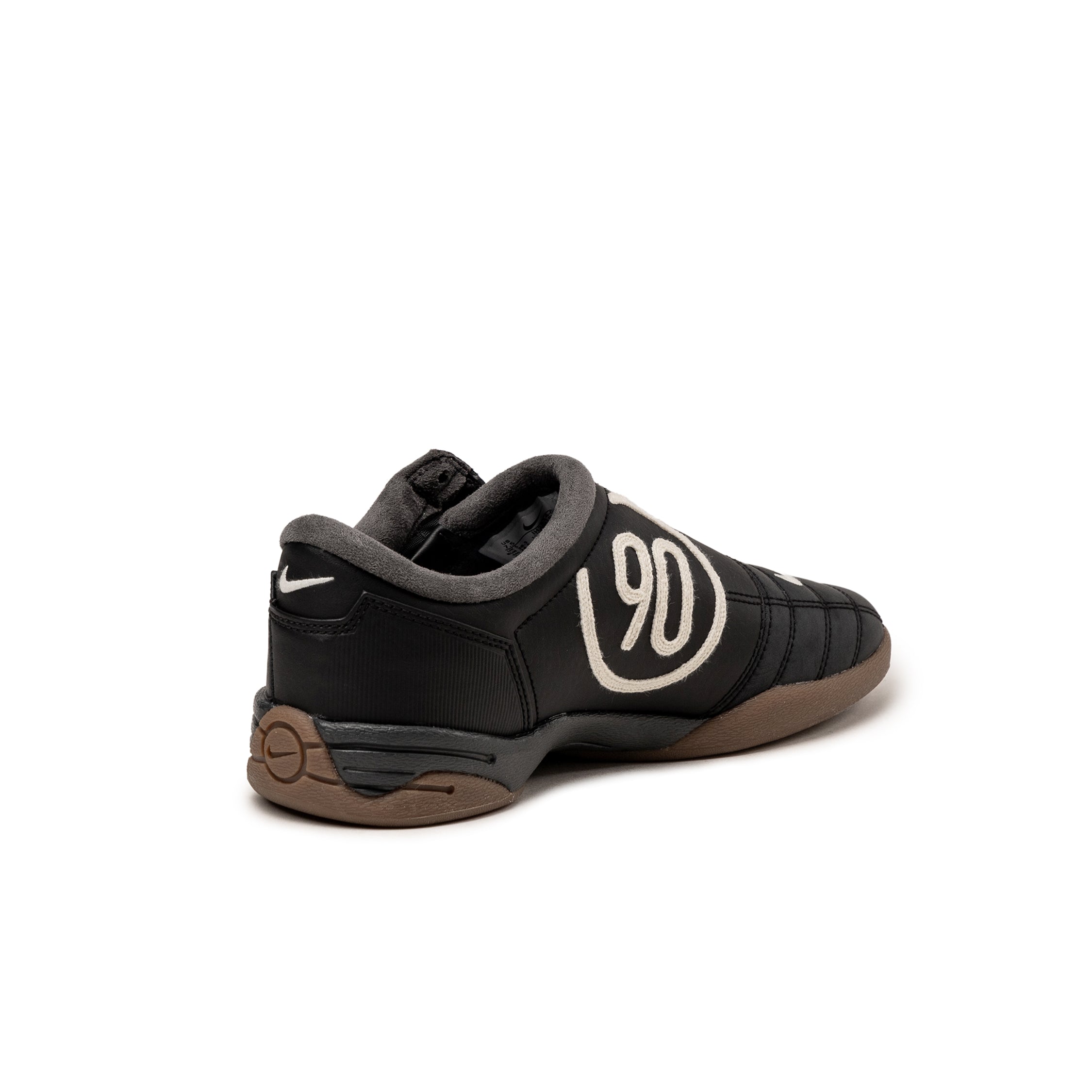 (Buy 1 pair and get 2 pairs free, get 3 pairs of shoes for the price of 1 pair)Nike Wmns T90
