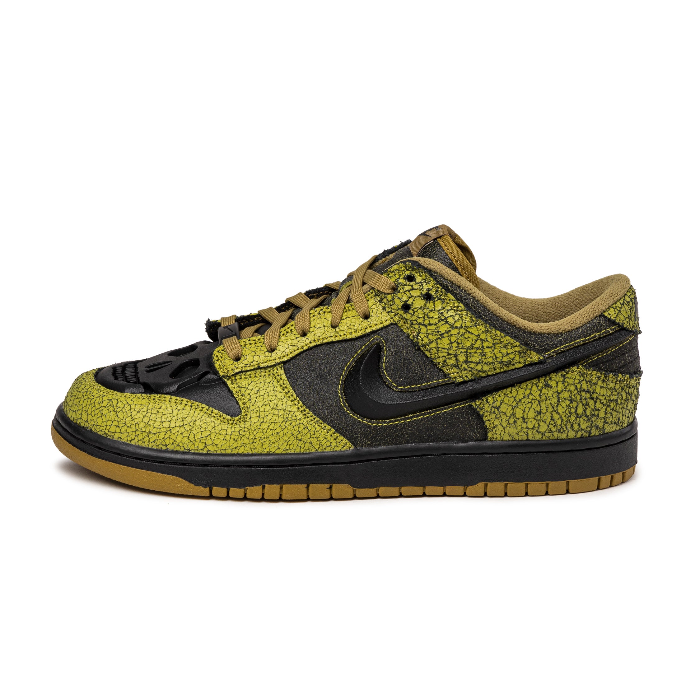 (Buy 1 pair and get 2 pairs free, get 3 pairs of shoes for the price of 1 pair)Nike Dunk Low Retro *Halloween*