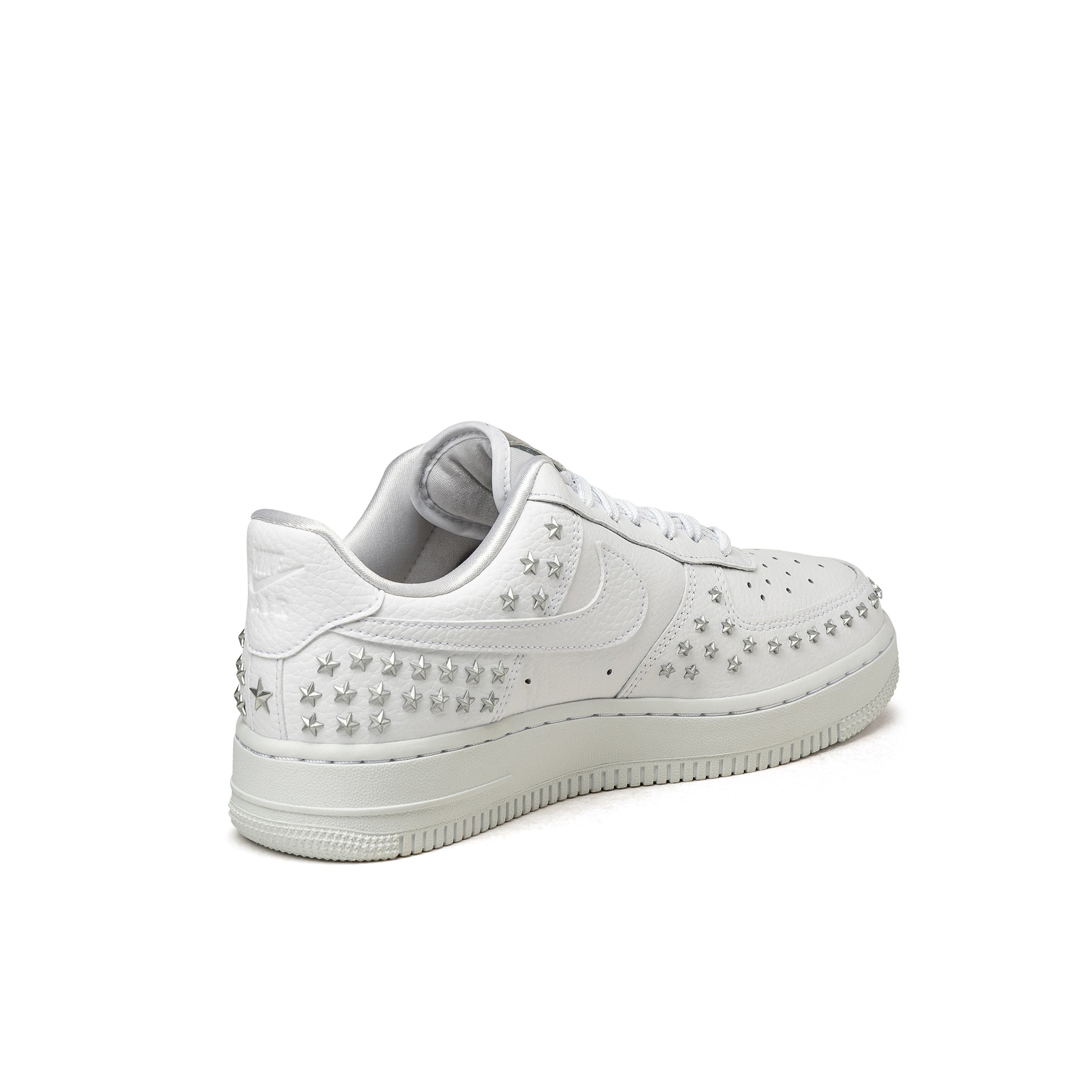 (Buy 1 pair and get 2 pairs free, get 3 pairs of shoes for the price of 1 pair)Nike Wmns Air Force 1 '07 XX