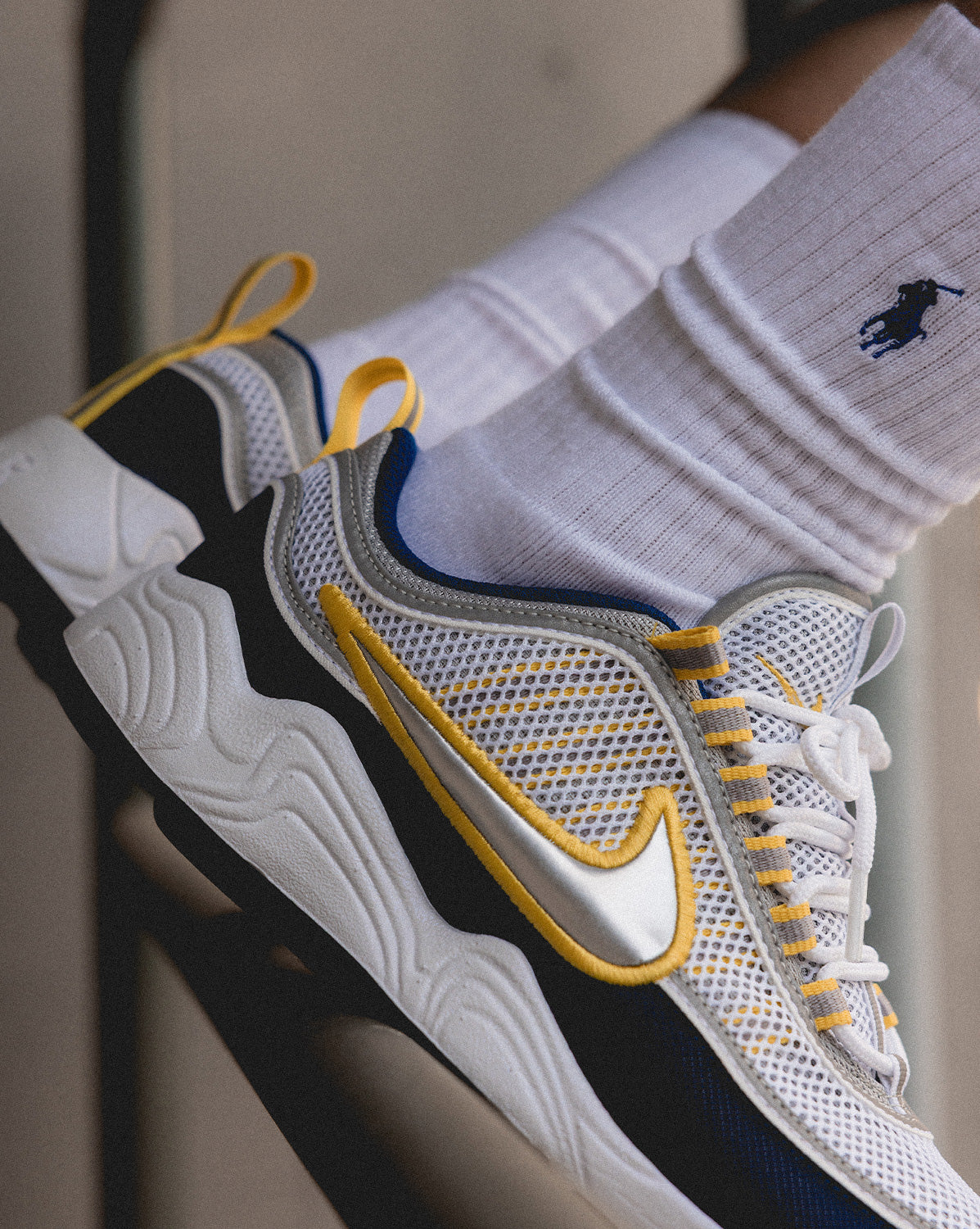 (Buy 1 pair and get 2 pairs free, get 3 pairs of shoes for the price of 1 pair)Nike Air Zoom Spiridon SP