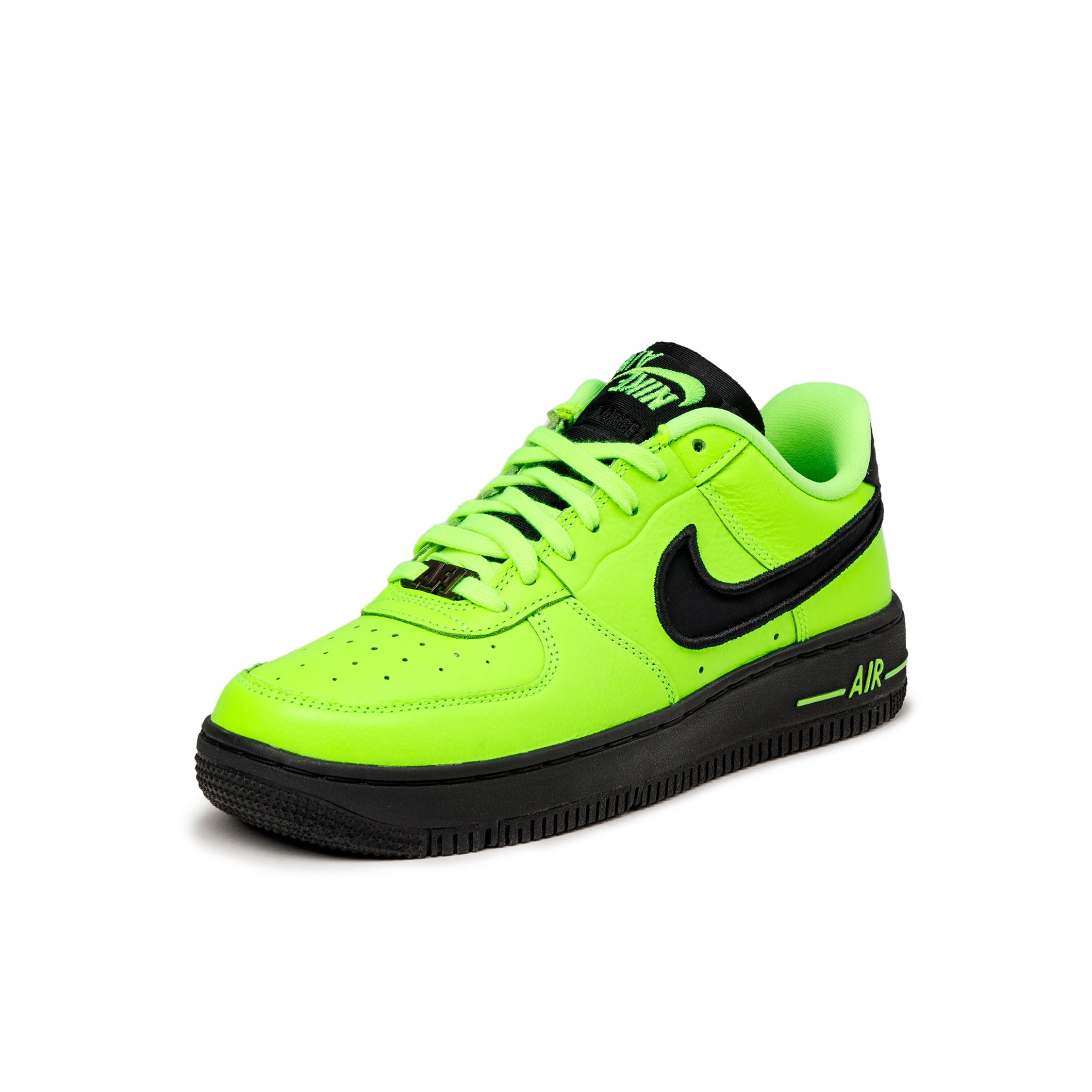 (Buy 1 pair and get 2 pairs free, get 3 pairs of shoes for the price of 1 pair)Nike Wmns Air Force 1 *Dance*