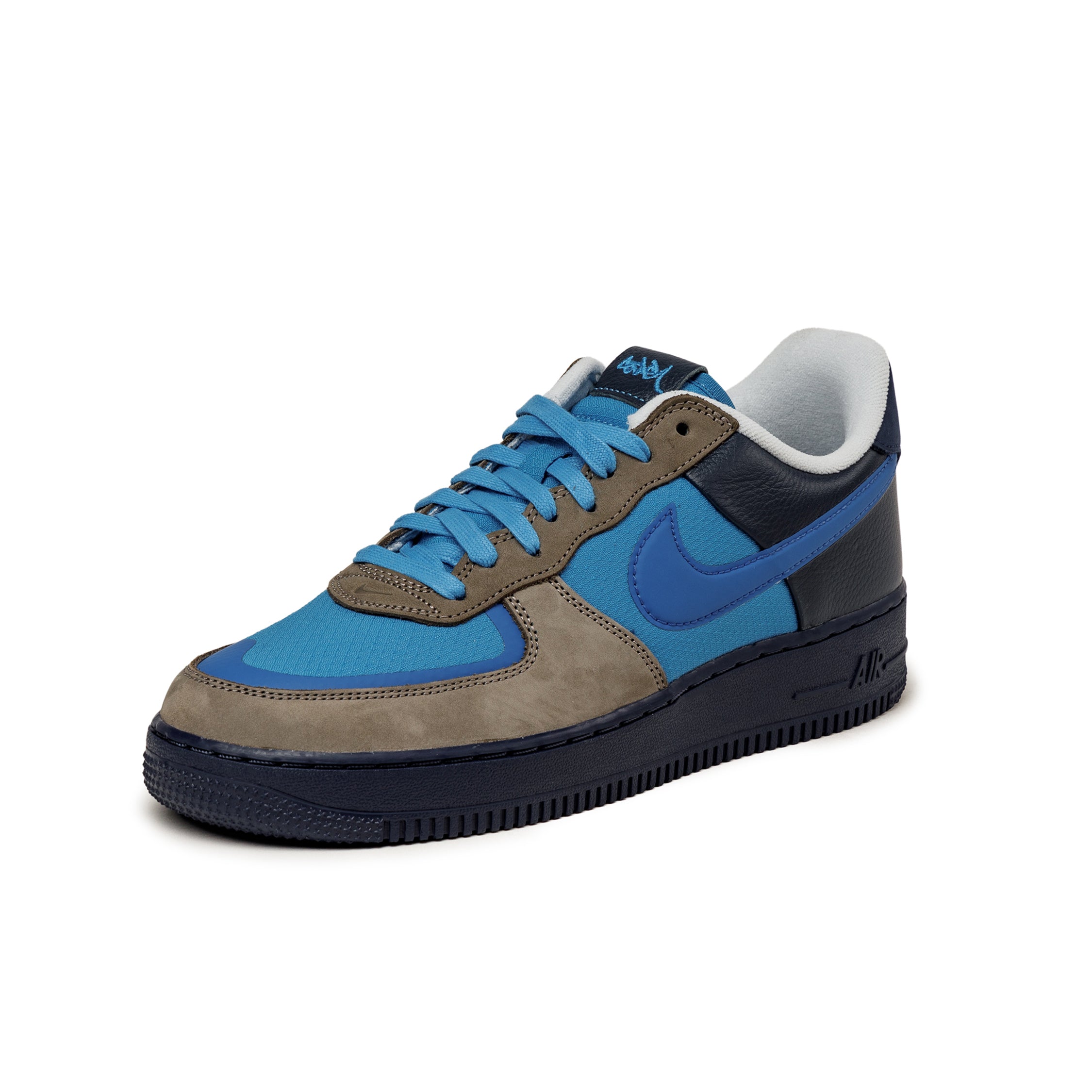 （Buy 1 pair and get 2 pairs free, get 3 pairs of shoes for the price of 1 pair）Nike x Stash Air Force 1 Low SP