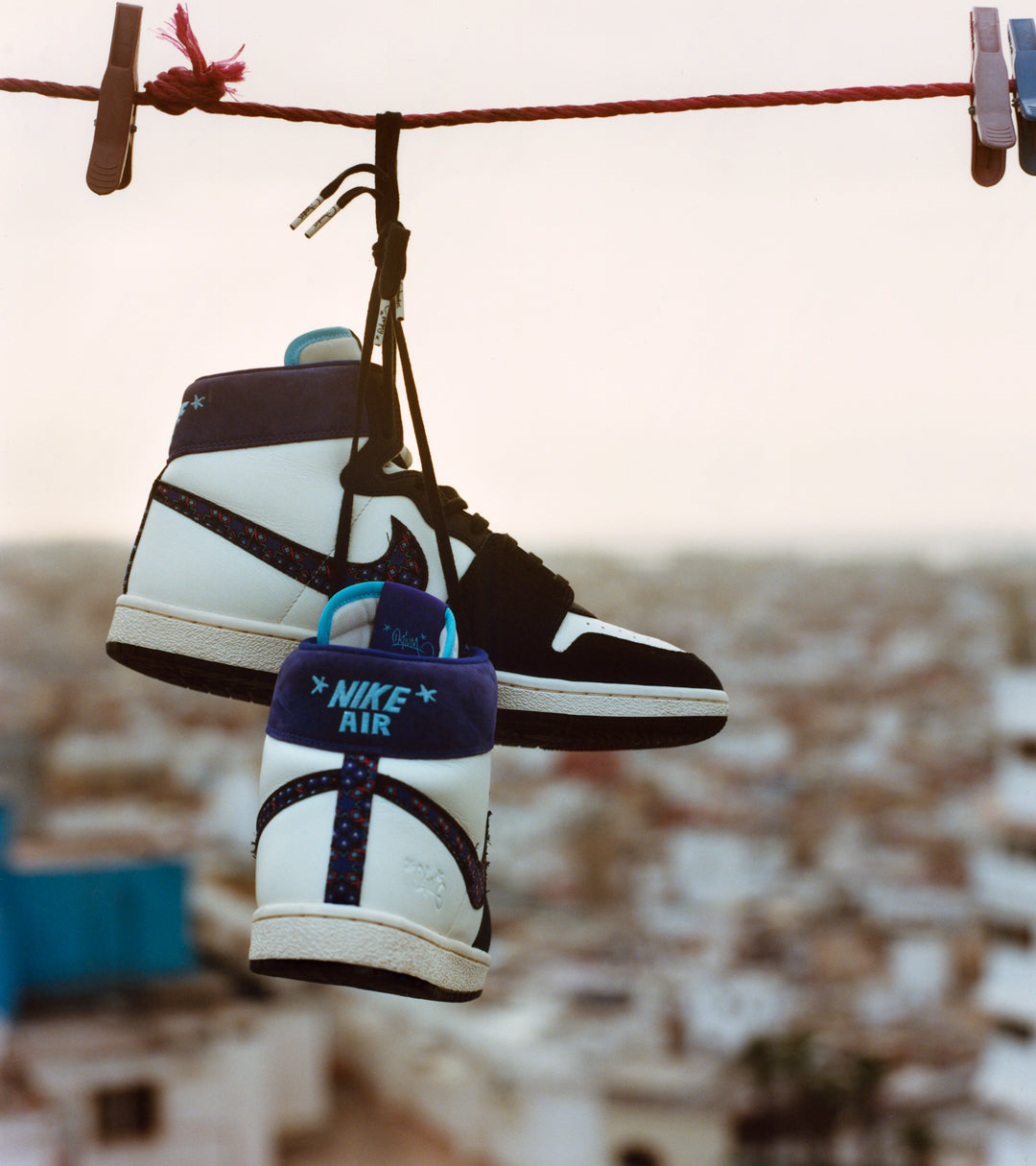 (Buy 1 pair and get 2 pairs free, get 3 pairs of shoes for the price of 1 pair)Nike x Opium Paris Wmns Jordan Air Ship PE SP