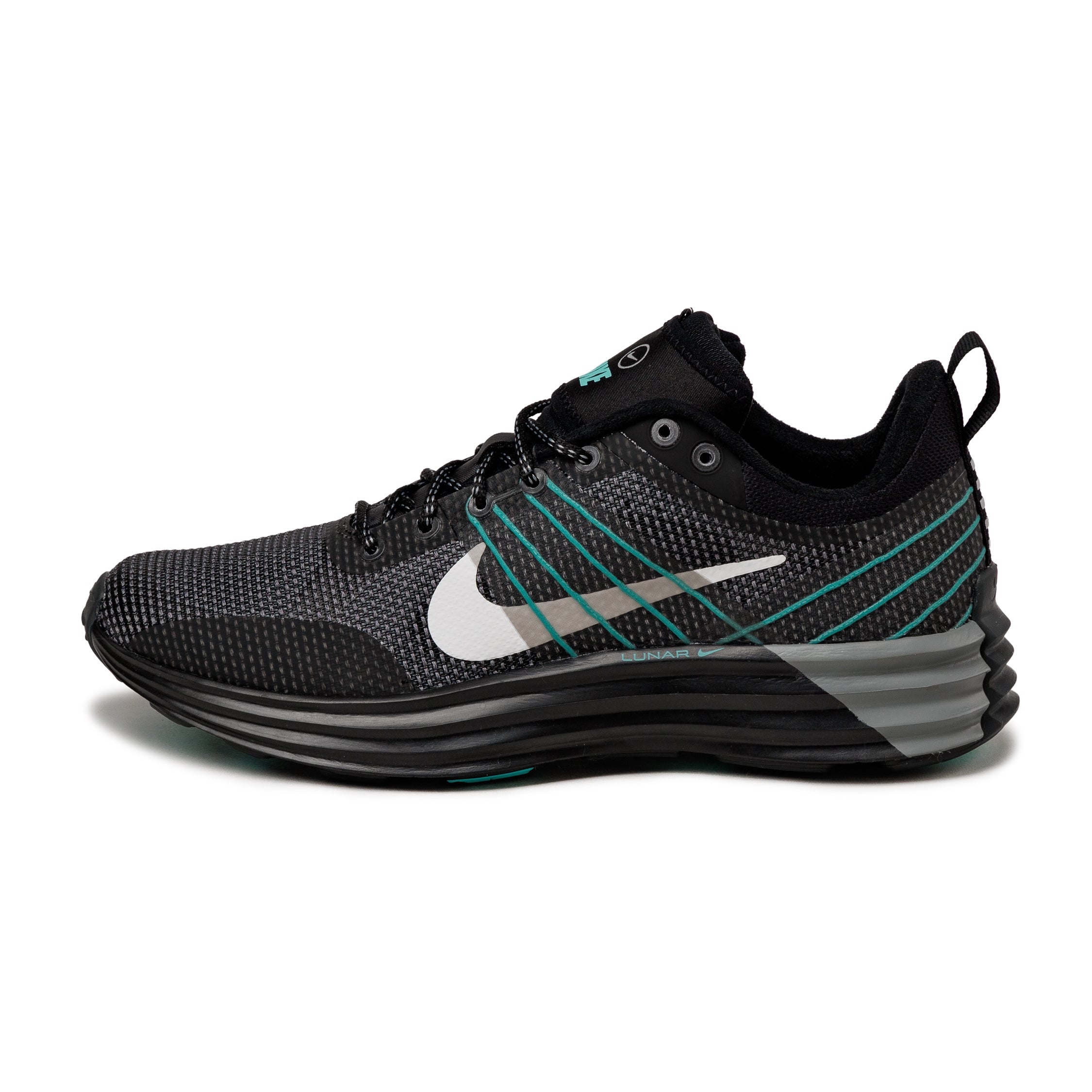 (Buy 1 pair and get 2 pairs free, get 3 pairs of shoes for the price of 1 pair)Nike Lunar Roam PRM