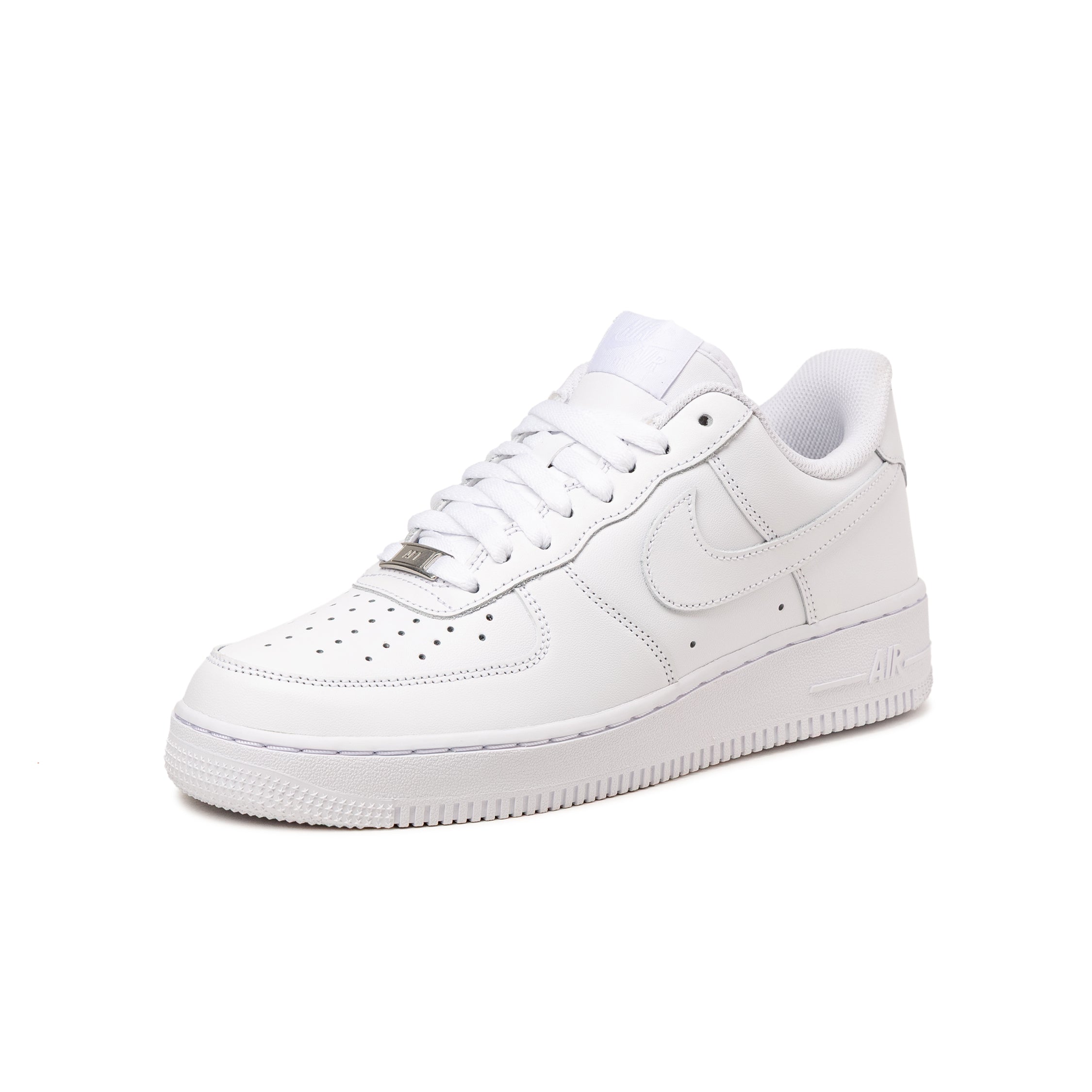 (Buy 1 pair and get 2 pairs free, get 3 pairs of shoes for the price of 1 pair)Nike Air Force 1 '07