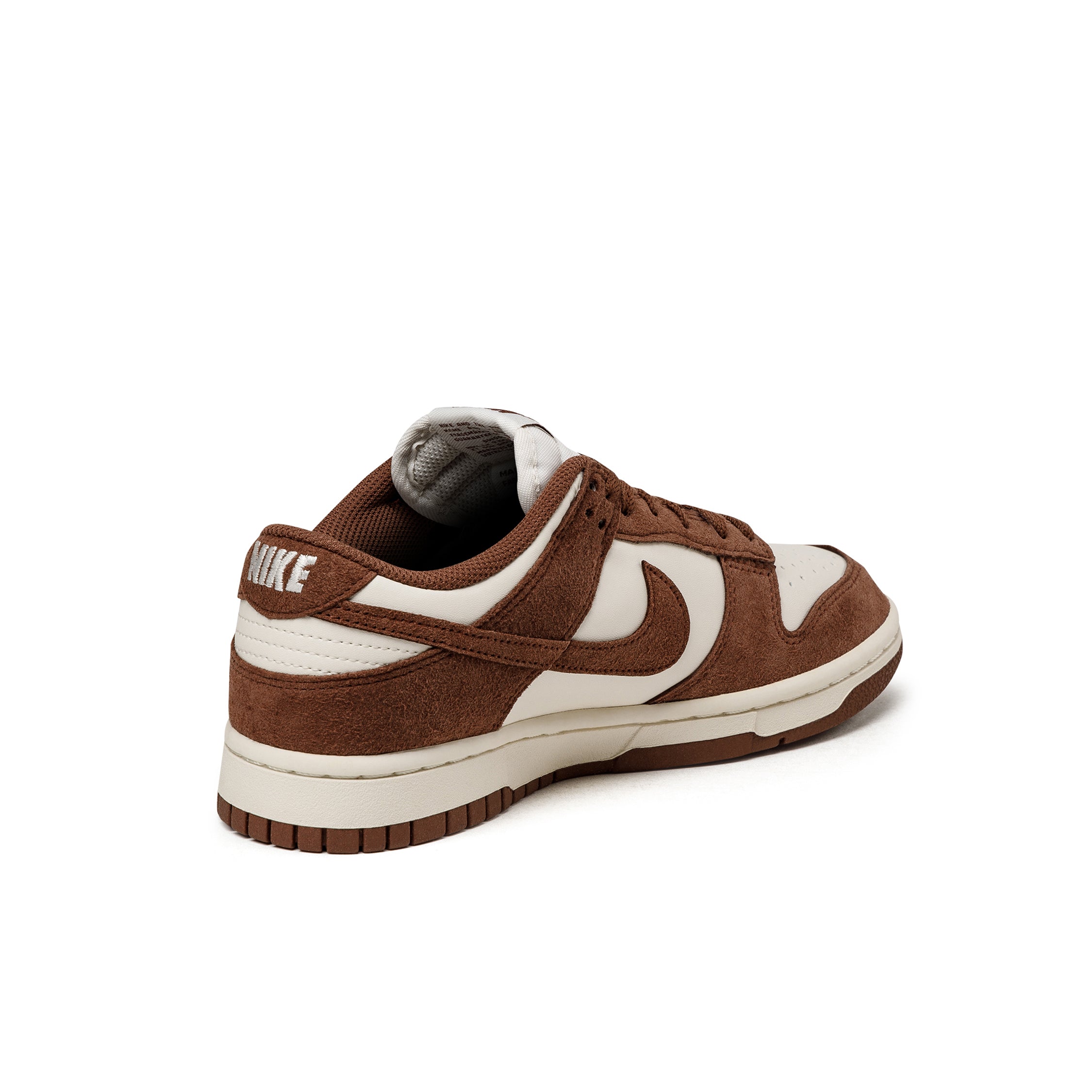 (Buy 1 pair and get 2 pairs free, get 3 pairs of shoes for the price of 1 pair)Nike Wmns Dunk Low Premium