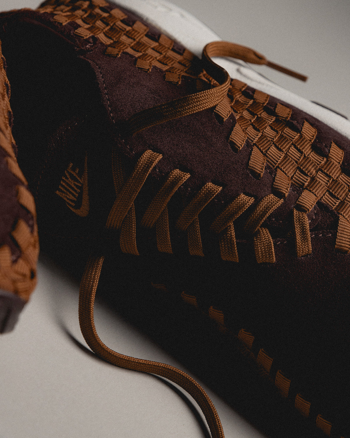 (Buy 1 pair and get 2 pairs free, get 3 pairs of shoes for the price of 1 pair)Nike Wmns Air Footscape Woven *Earth*