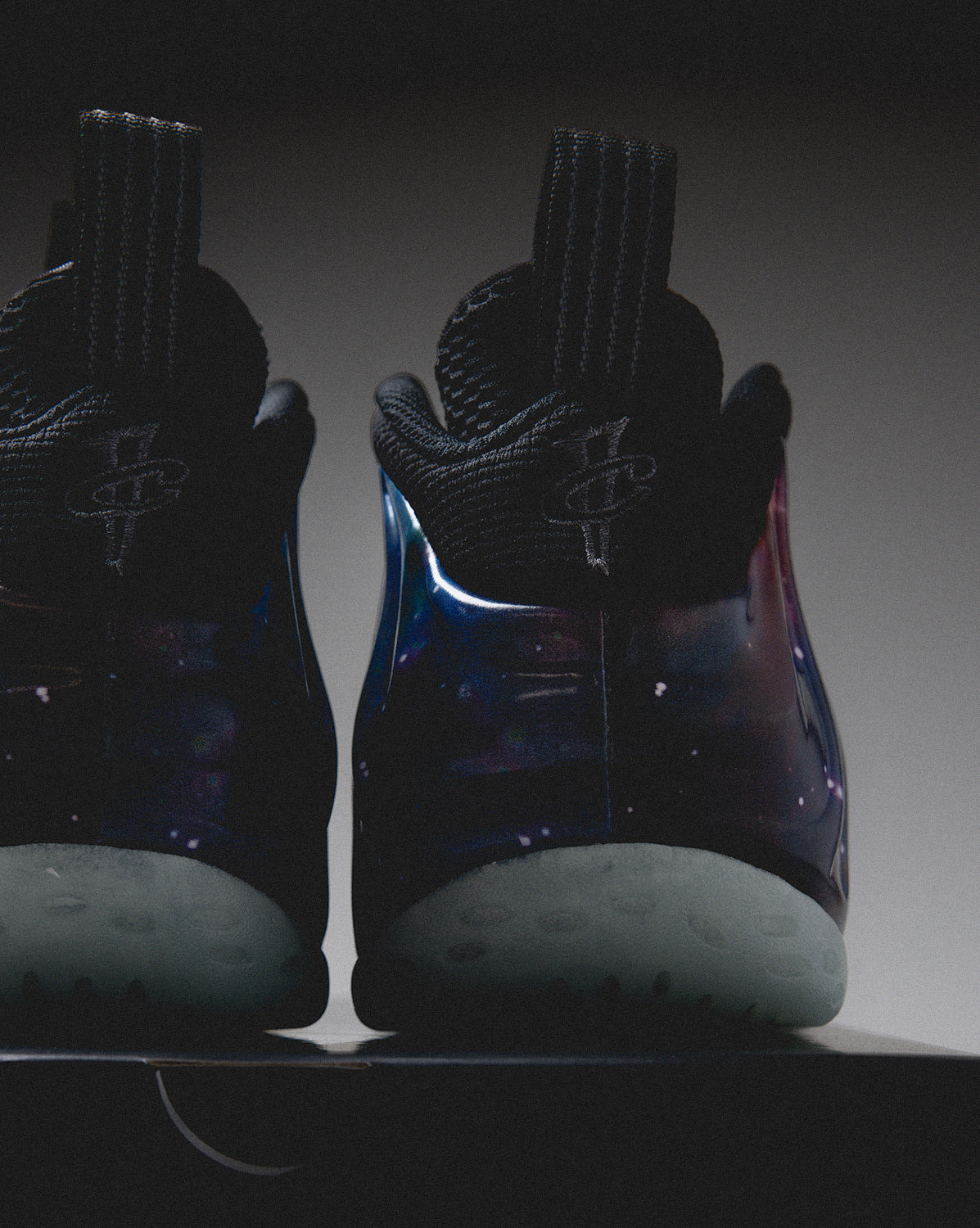 (Buy 1 pair and get 2 pairs free, get 3 pairs of shoes for the price of 1 pair)Nike Air Foamposite One QS *Galaxy*