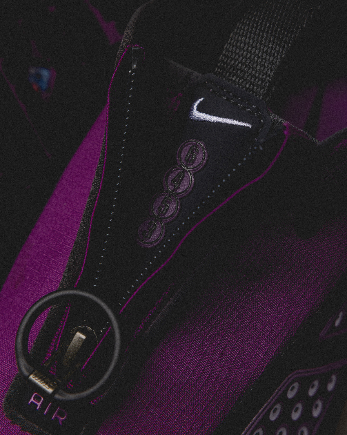 (Buy 1 pair and get 2 pairs free, get 3 pairs of shoes for the price of 1 pair)Nike Wmns Air Max SNDR *GTX*