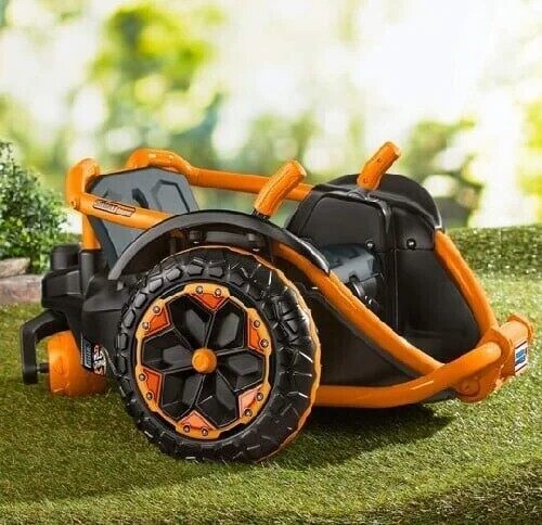 Best-selling toy cars in Europe and America in 2023,360 Spinning Ride-On Vehicle,Each vehicle is equipped with 1 helmet