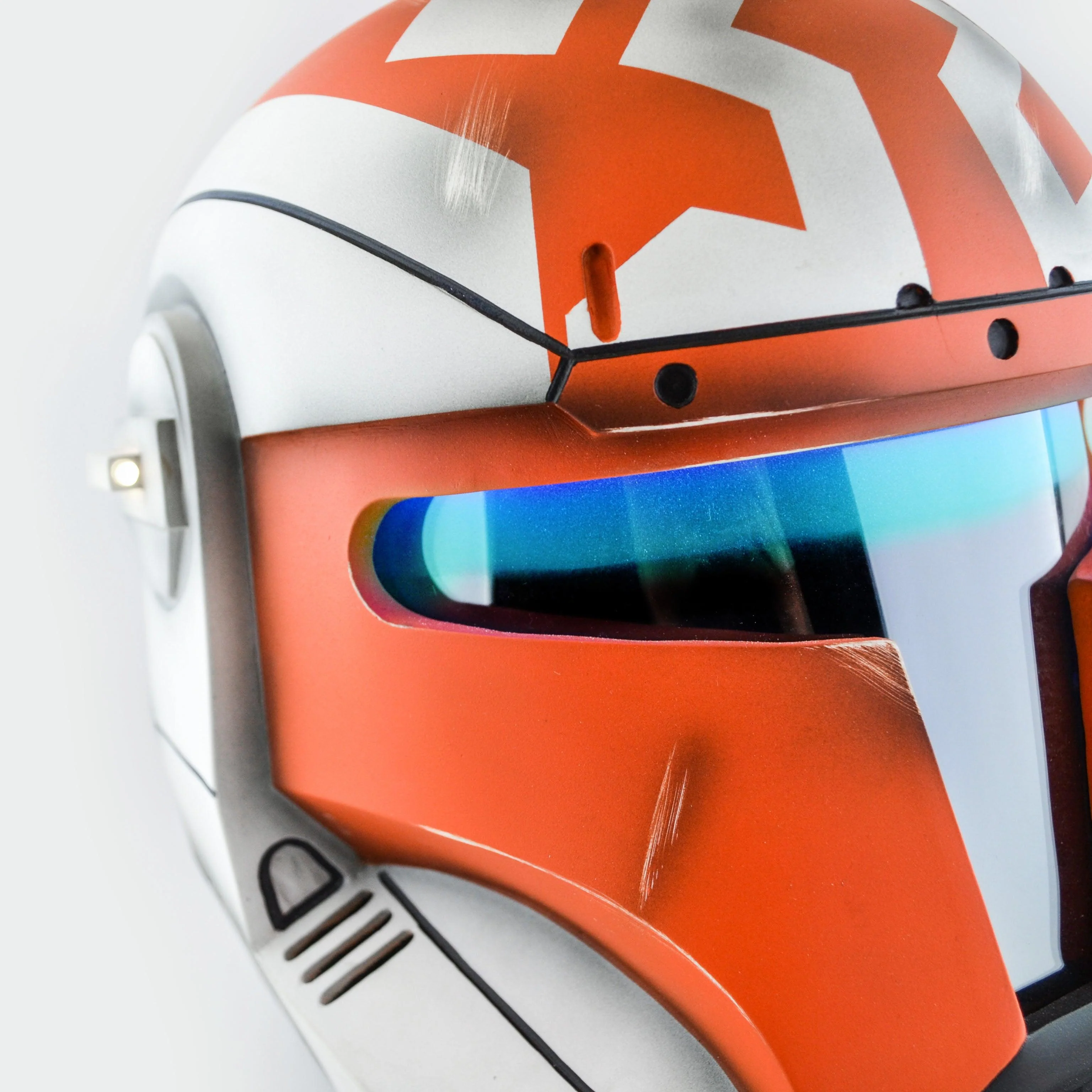 Republic Commando - Ahsoka Helmet with LED