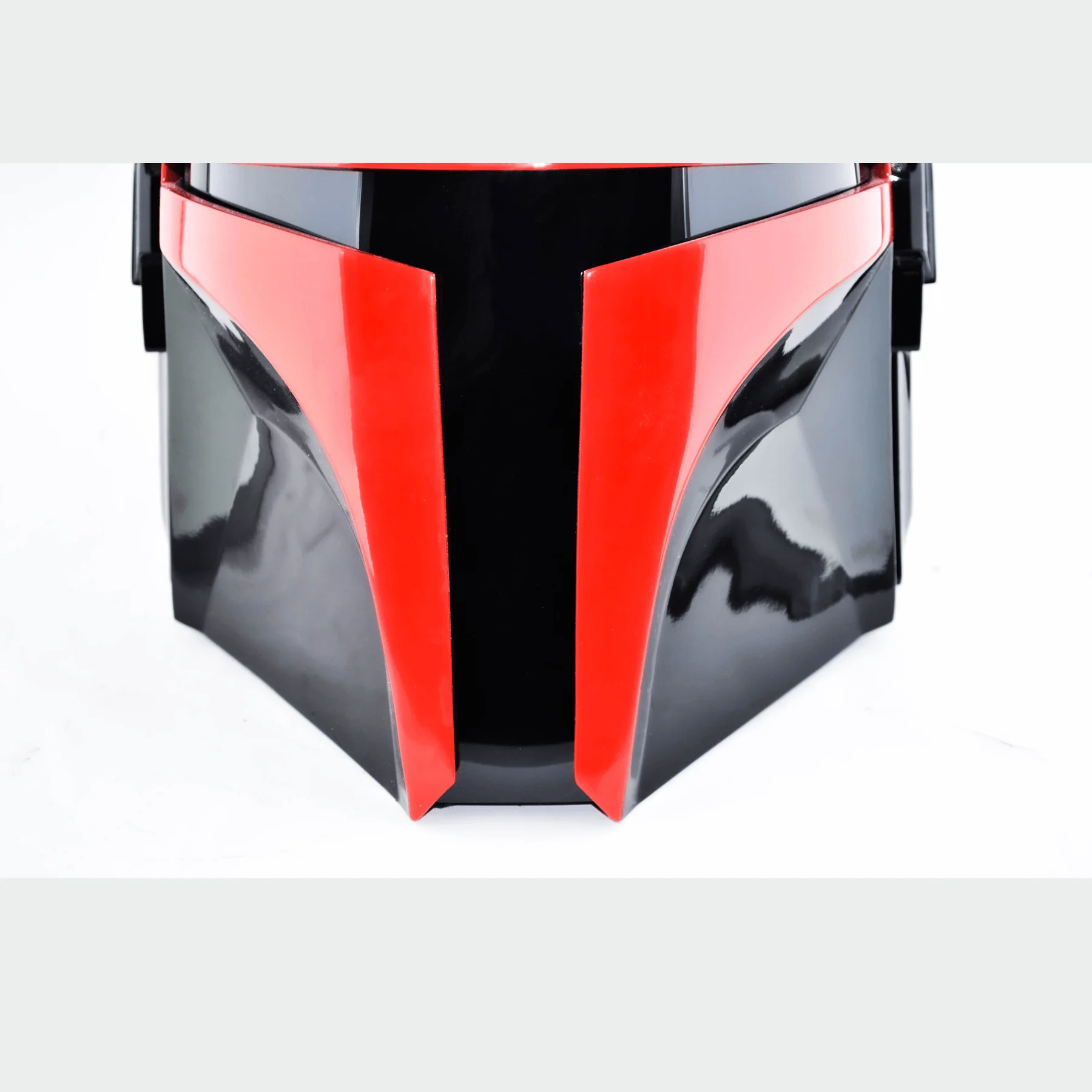 Mandalorian - Red Black Helmet