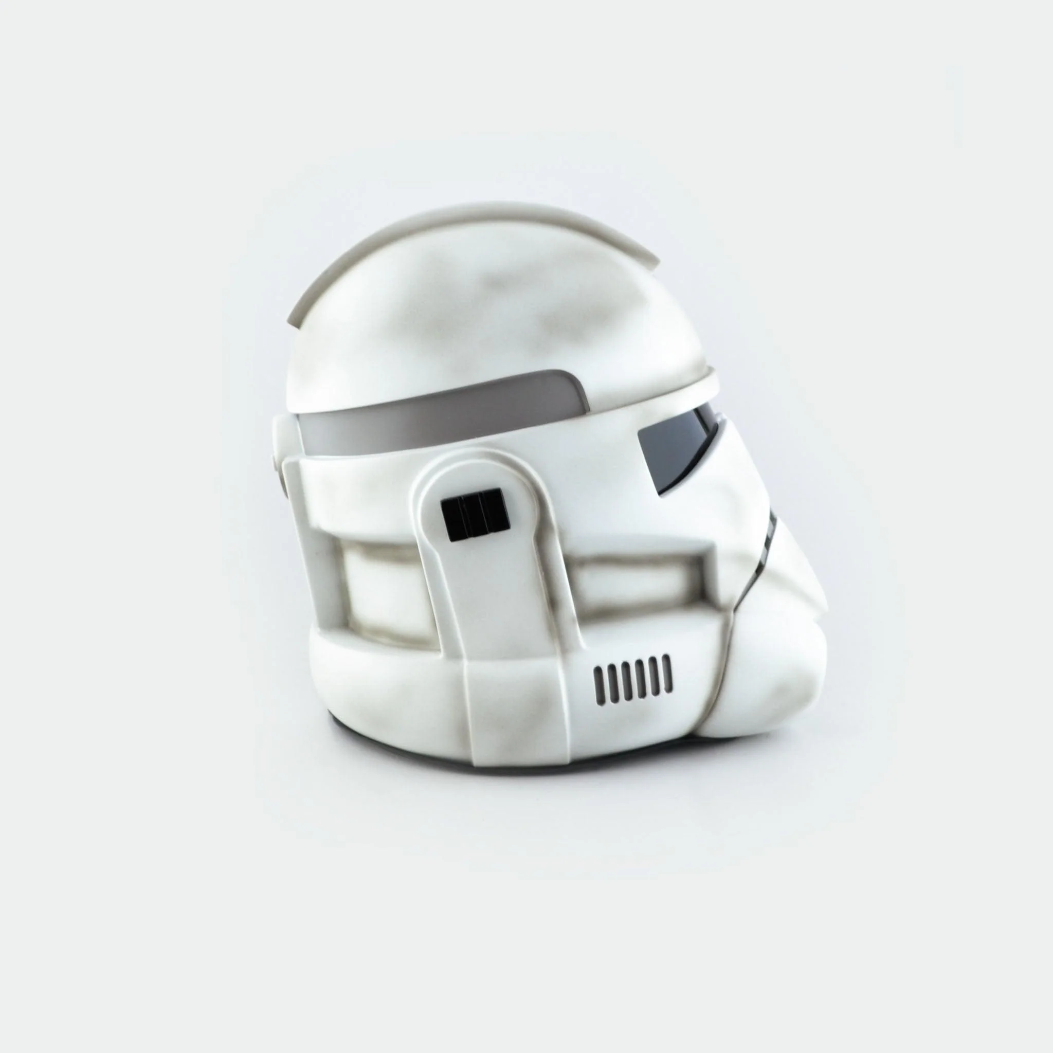 Clone 2 Animated - Classic - Damaged Helmet