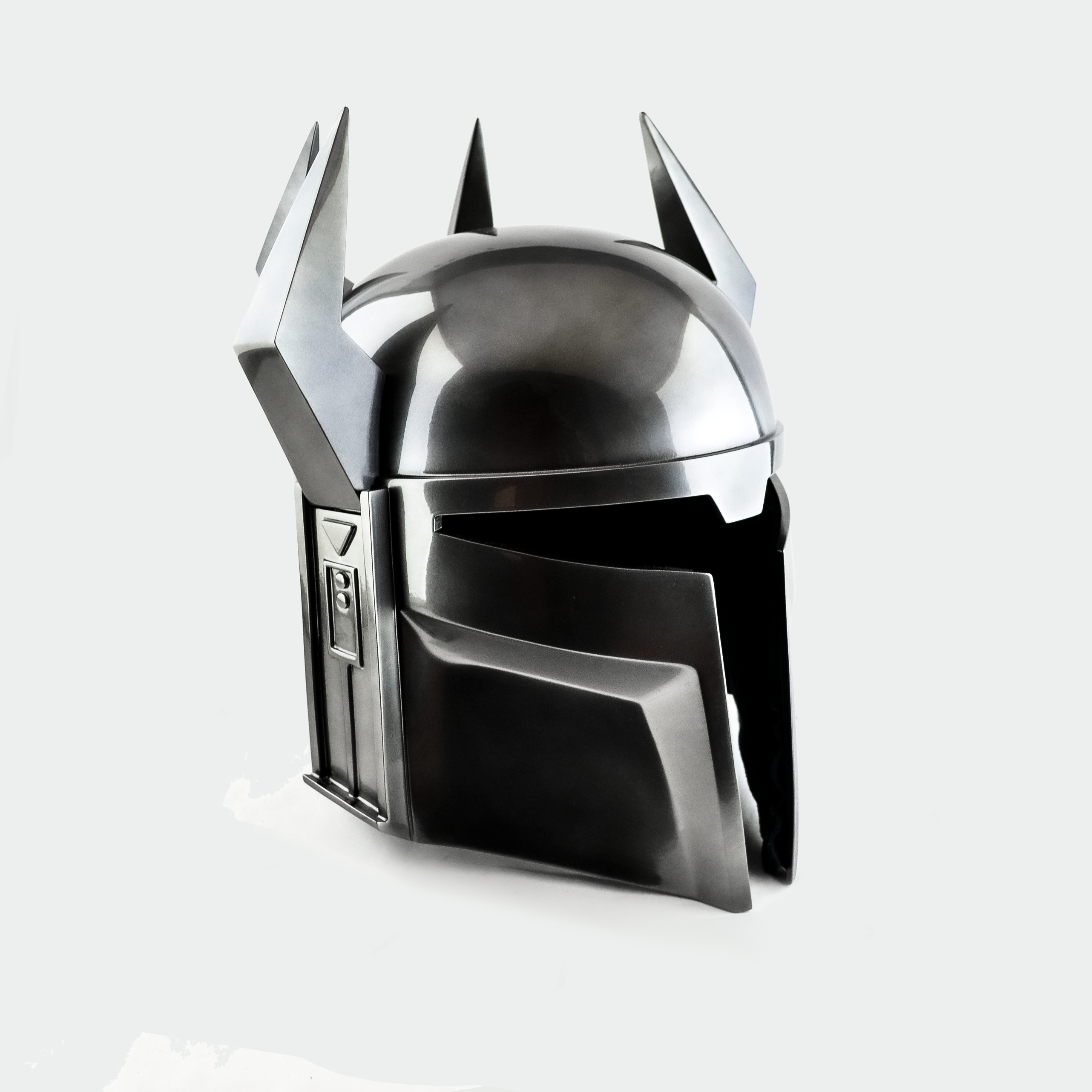 Gar Saxon - Chrome Helmet