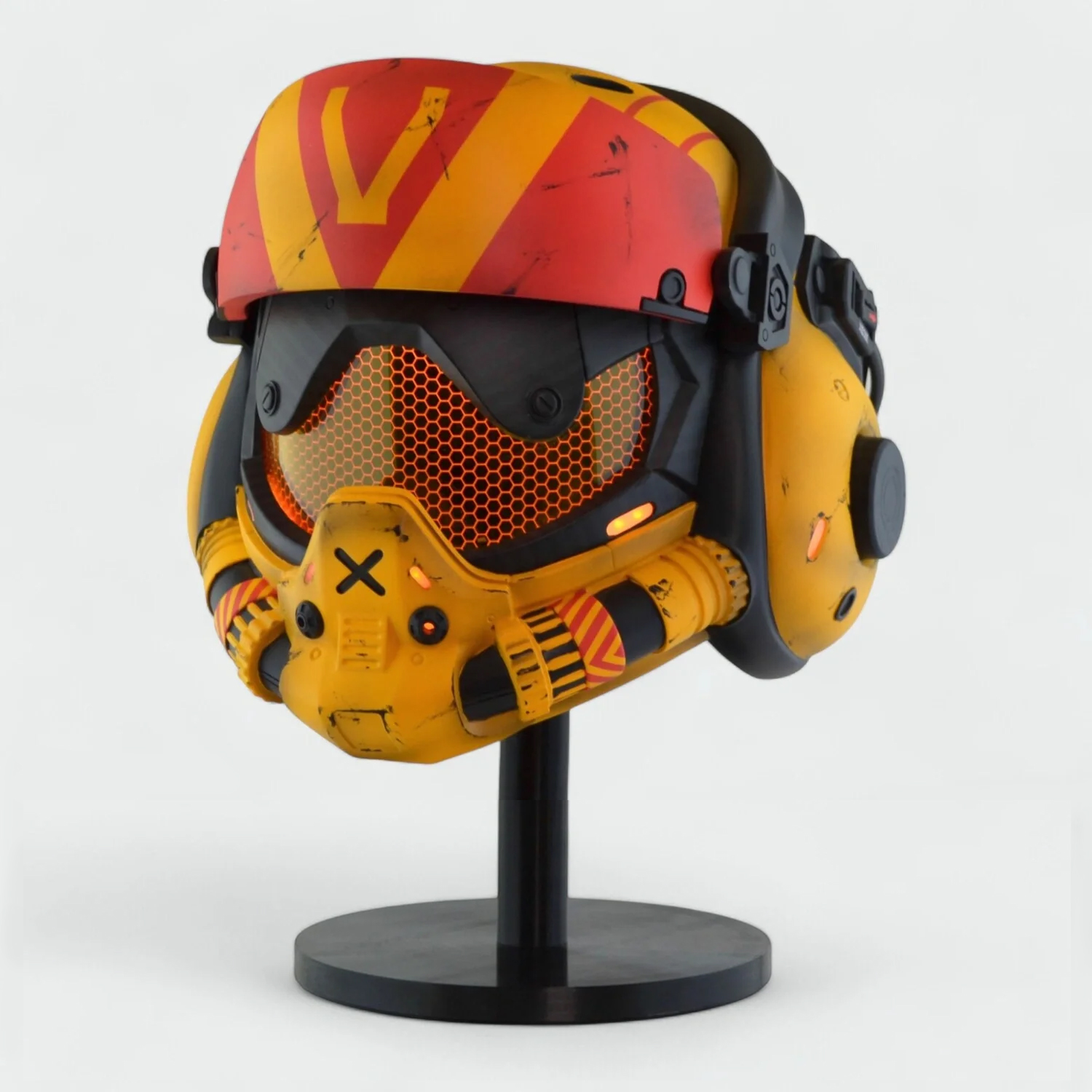 Titanfall 2 Viper Valkyrie Damaged Helmet