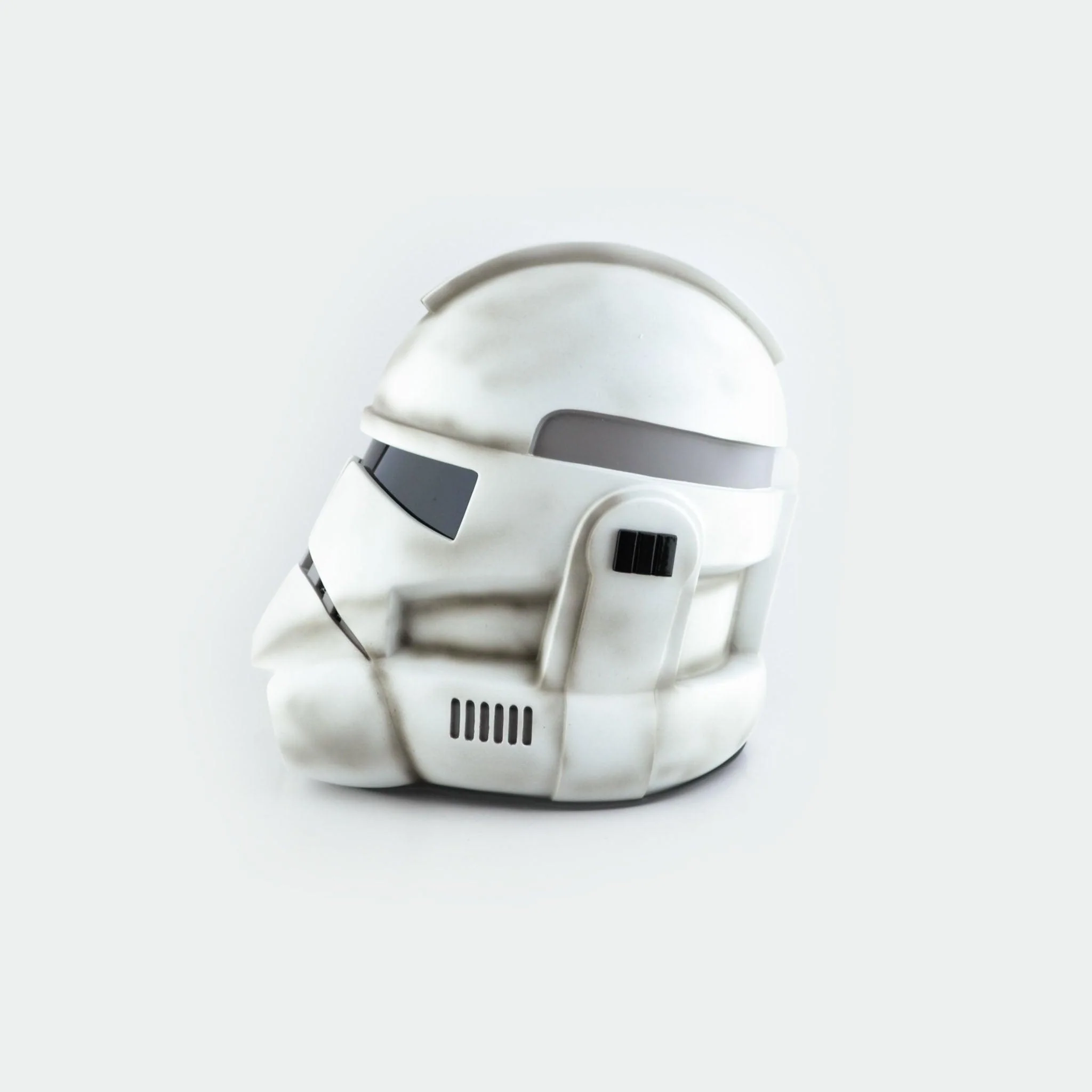 Clone 2 Animated - Classic - Damaged Helmet