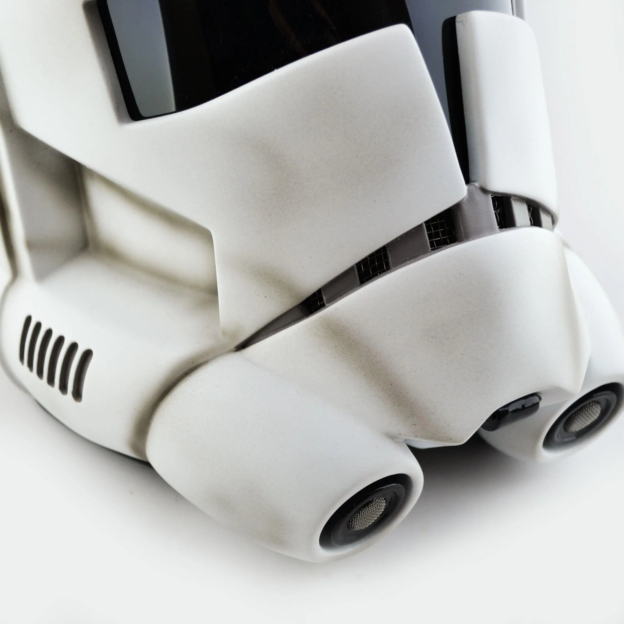 Clone 2 Animated - Classic - Damaged Helmet