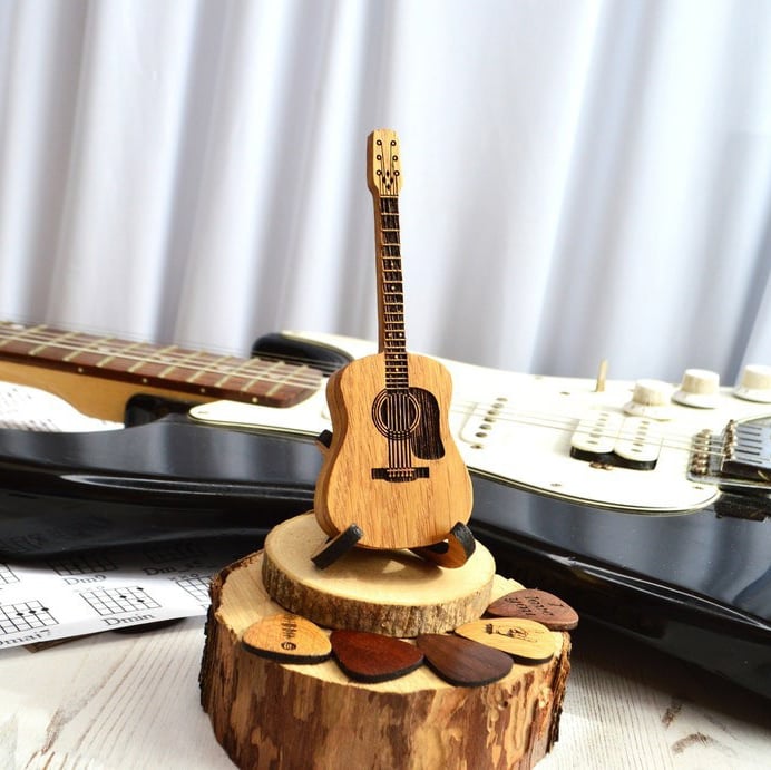 ⏰Last Day 70% OFF - Wooden Acoustic Guitar Pick Box🎸