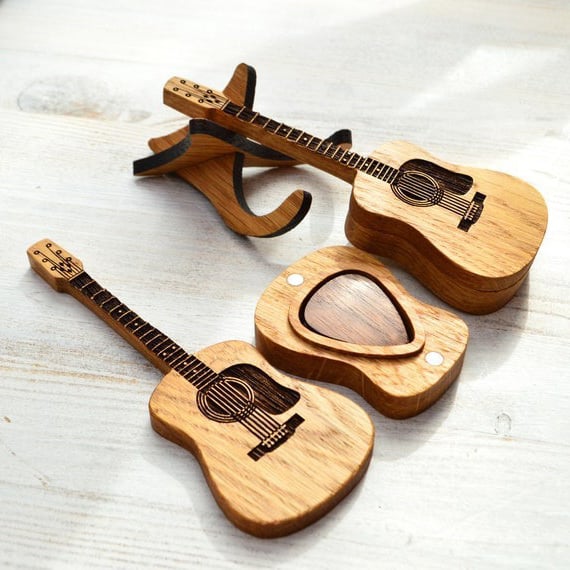 ⏰Last Day 70% OFF - Wooden Acoustic Guitar Pick Box🎸