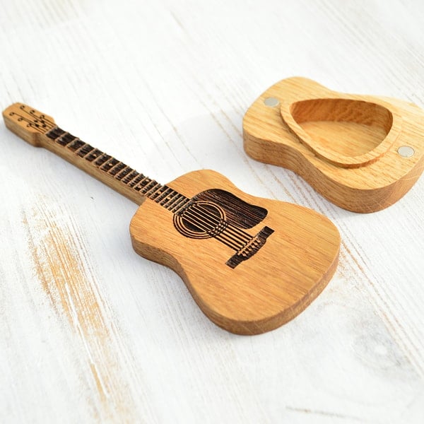 ⏰Last Day 70% OFF - Wooden Acoustic Guitar Pick Box🎸